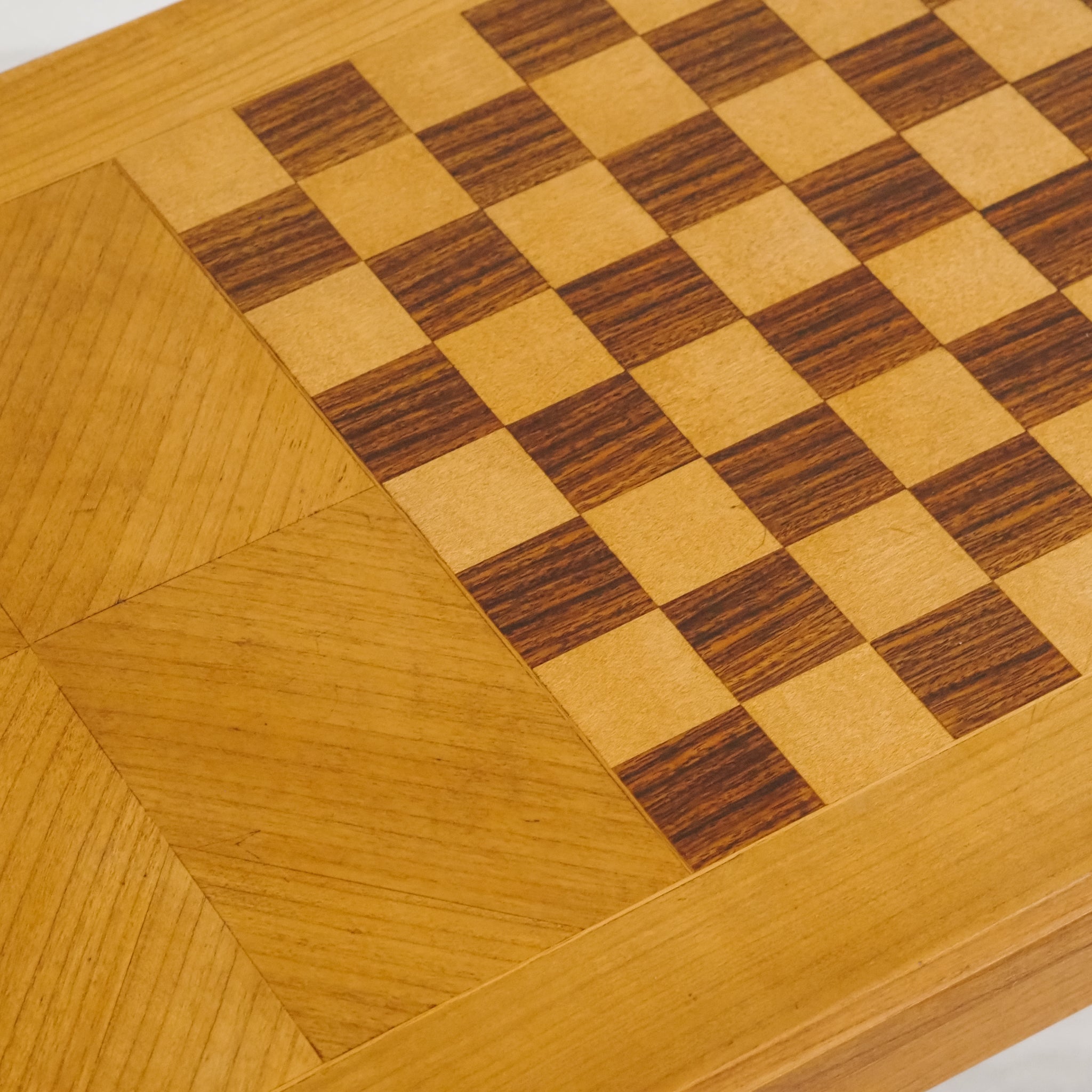 Vintage Spieltisch / Klapptisch mit Schachfeld und Lederauflage - Konsolentisch Antik