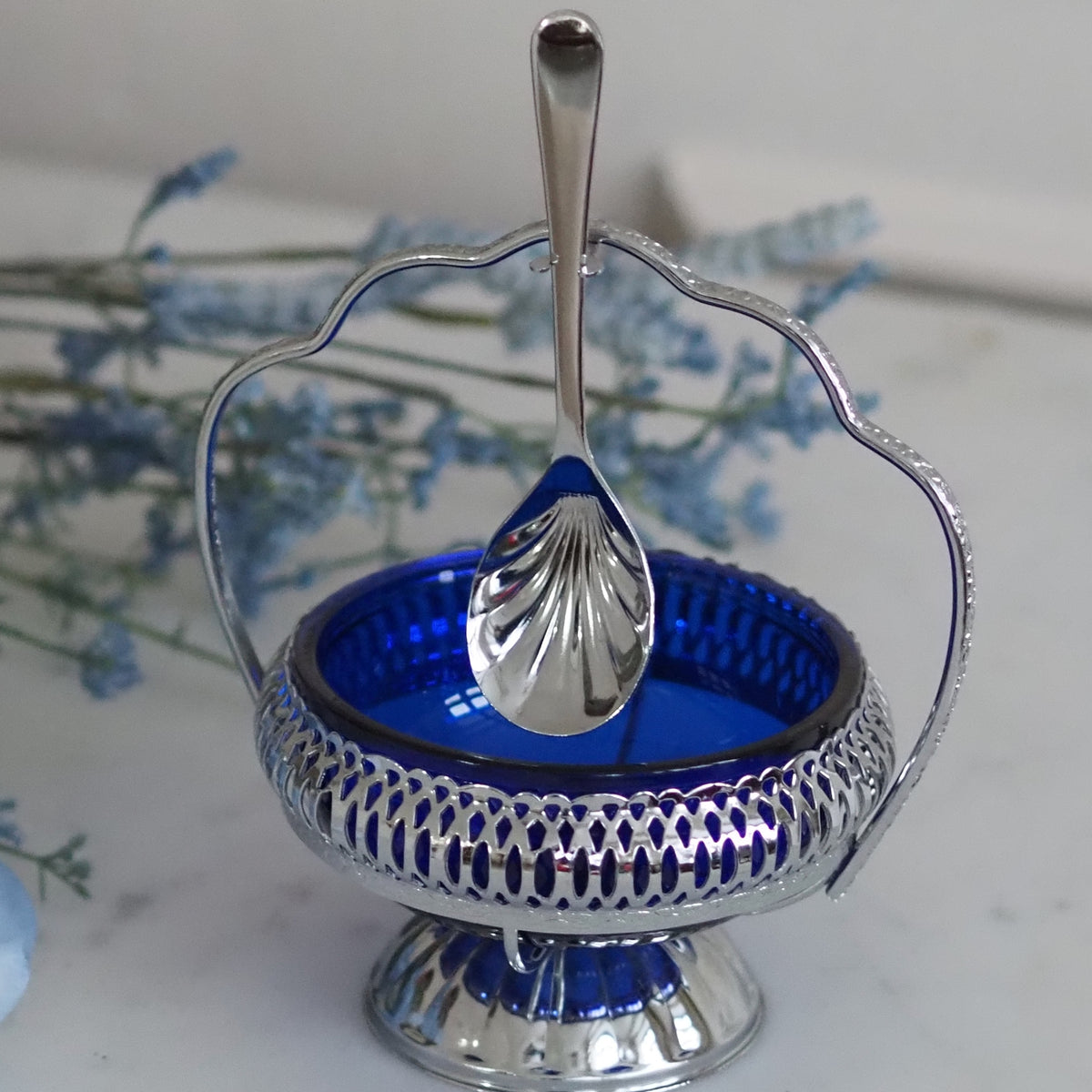 Zuckerkörbchen Kobaltblau · Durchbrochen im Georgian-Stil