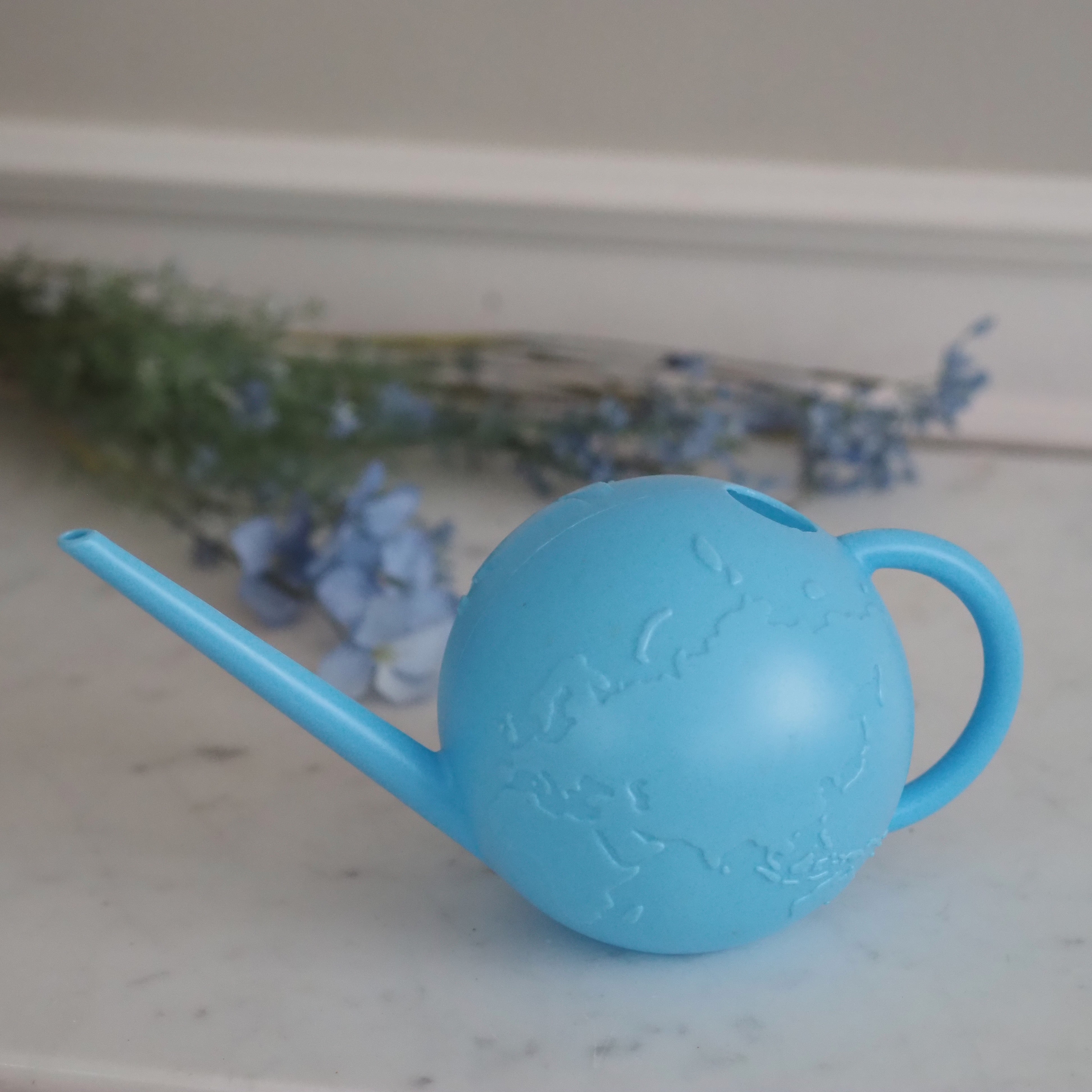 Gießkanne · Globusform · Kunststoff blau