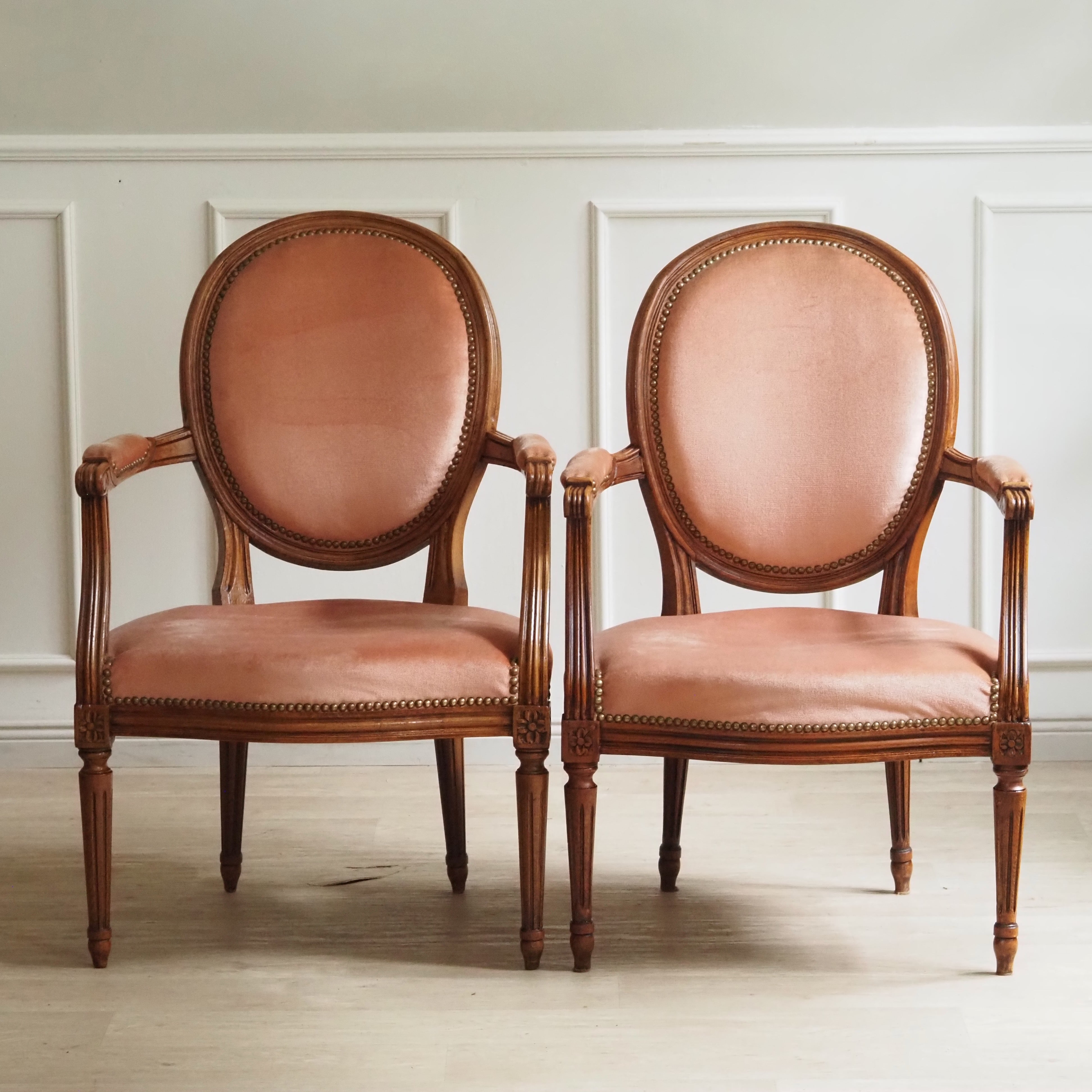 Louis XVI Sessel Paar Fauteuil rosa Samt antik um 1900
