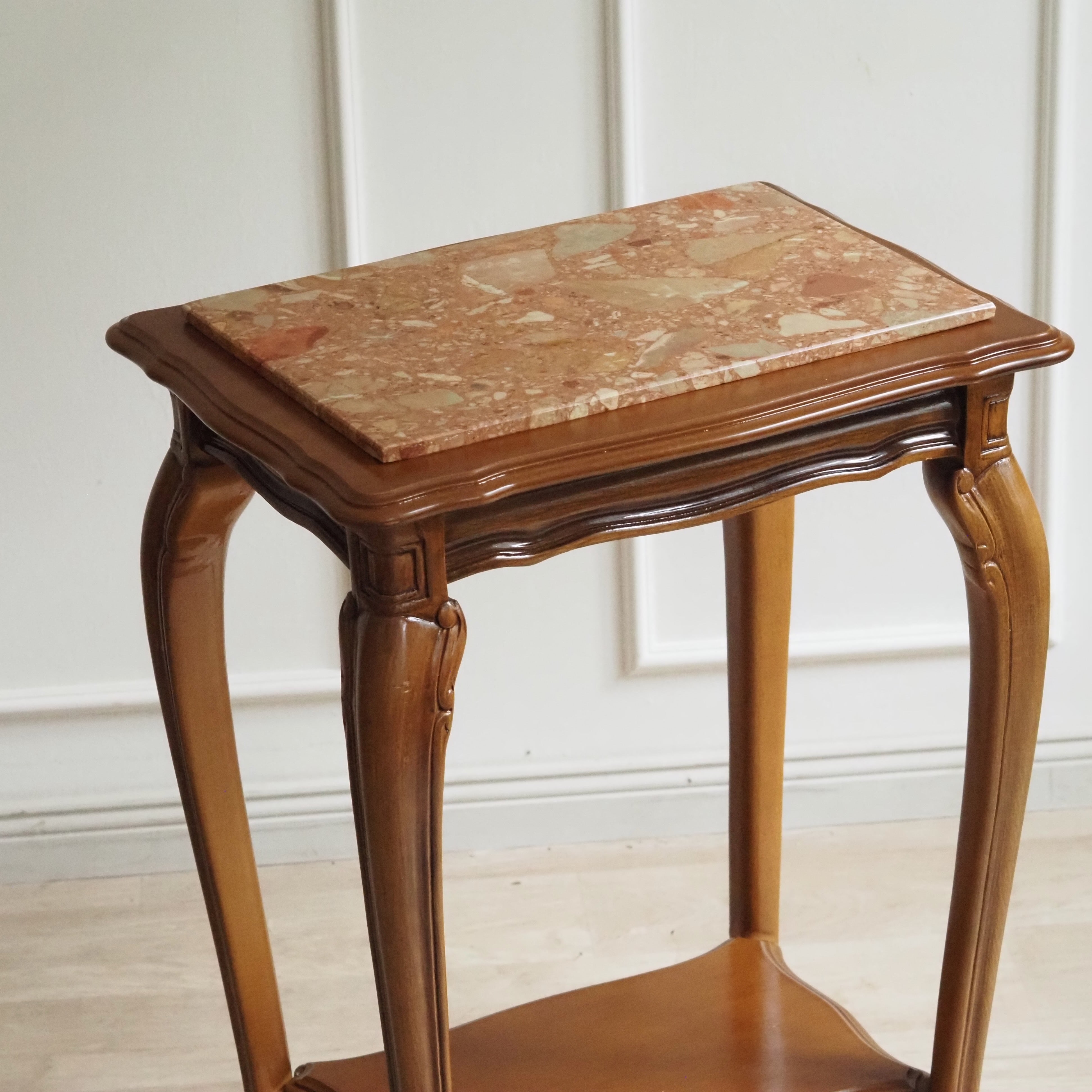 Beistelltisch Louis-XV-Stil Holz mit Marmorplatte und Ablage