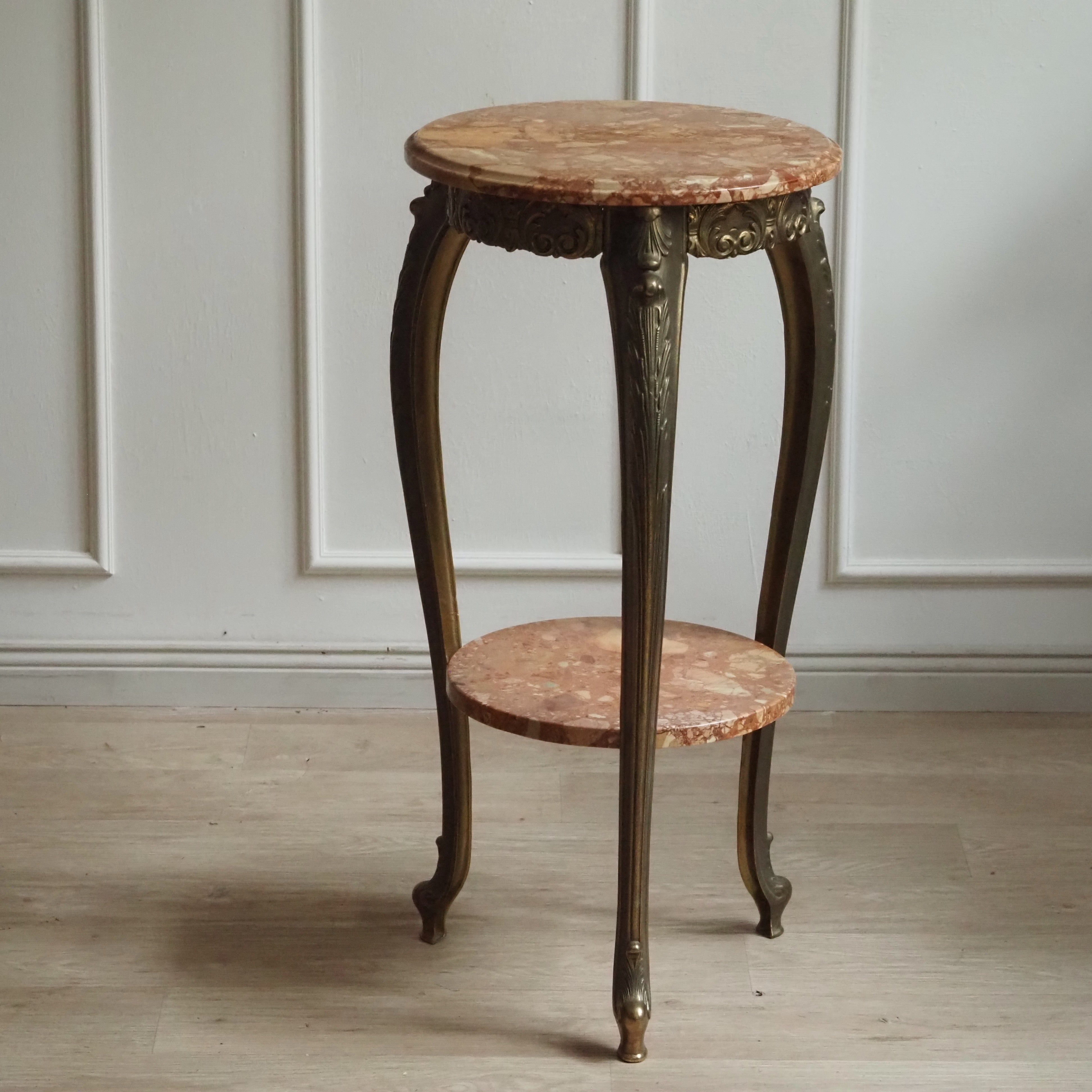 Gueridon Beistelltisch Louis-XV-Stil Messing Marmor