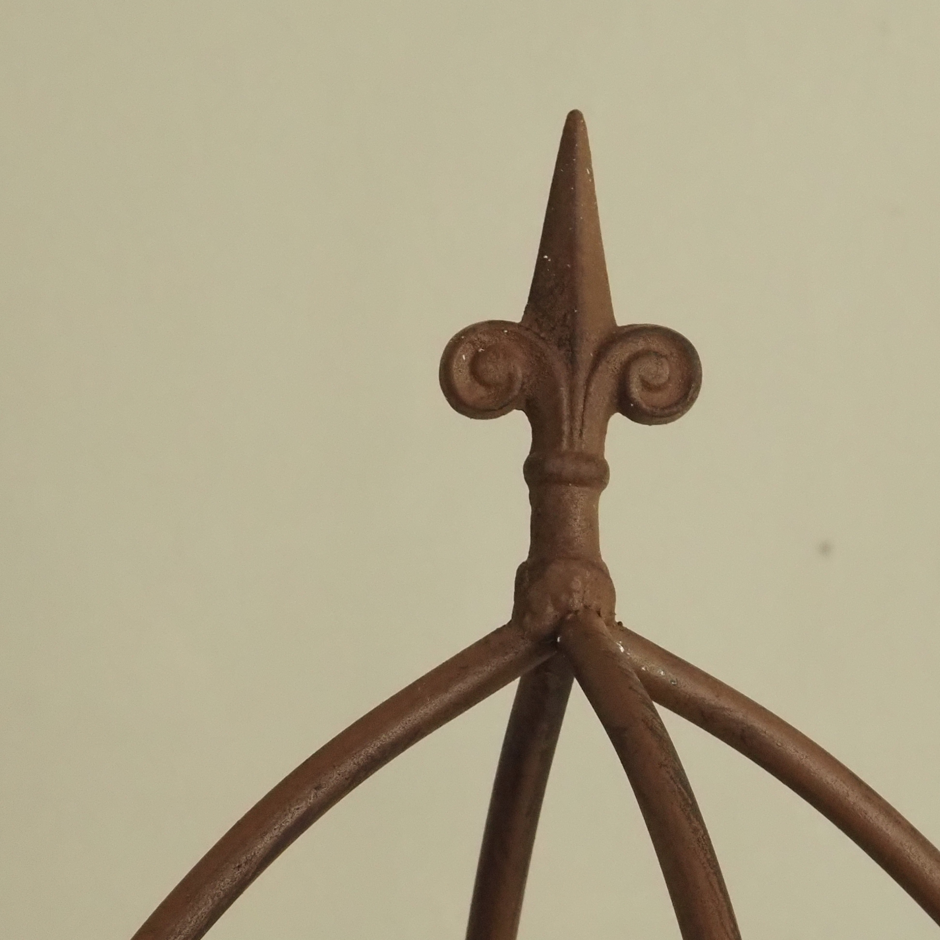 Kletterhilfen, Rankhilfe im 2er Set · historisierend inspirierte Gartensäulen aus Metall