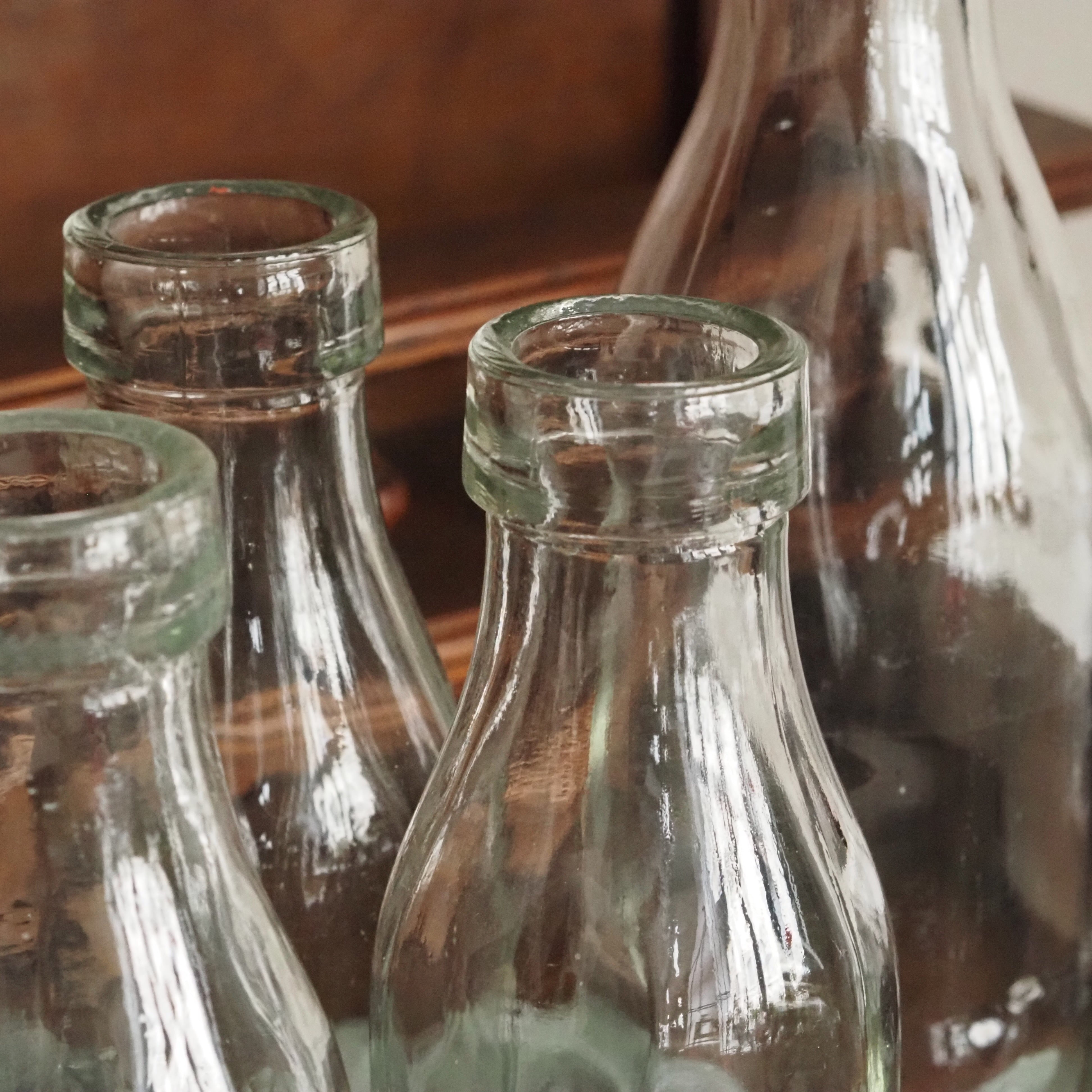 Vintage Glasflaschen Set · funktionale Formen des 20. Jahrhunderts