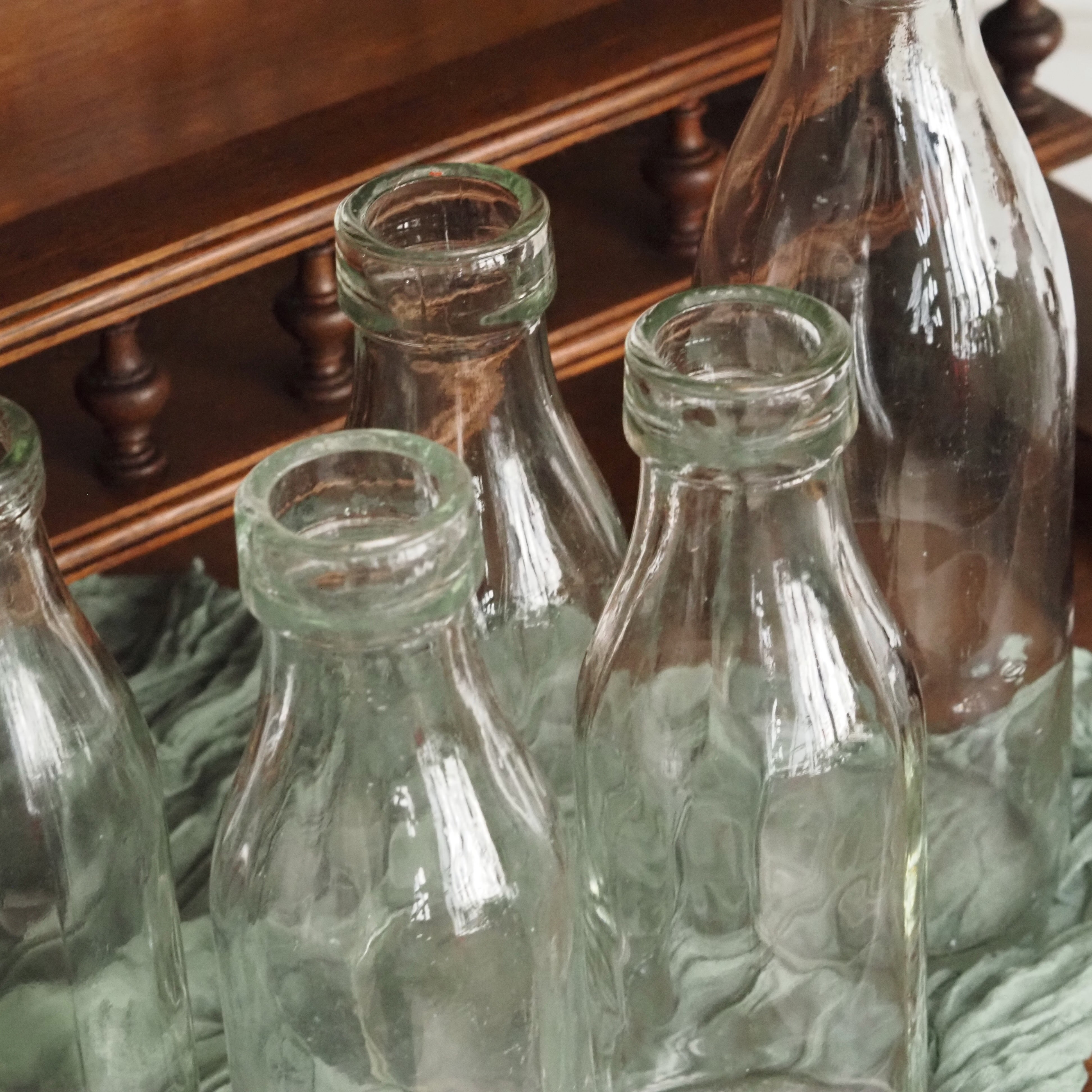 Vintage Glasflaschen Set · funktionale Formen des 20. Jahrhunderts