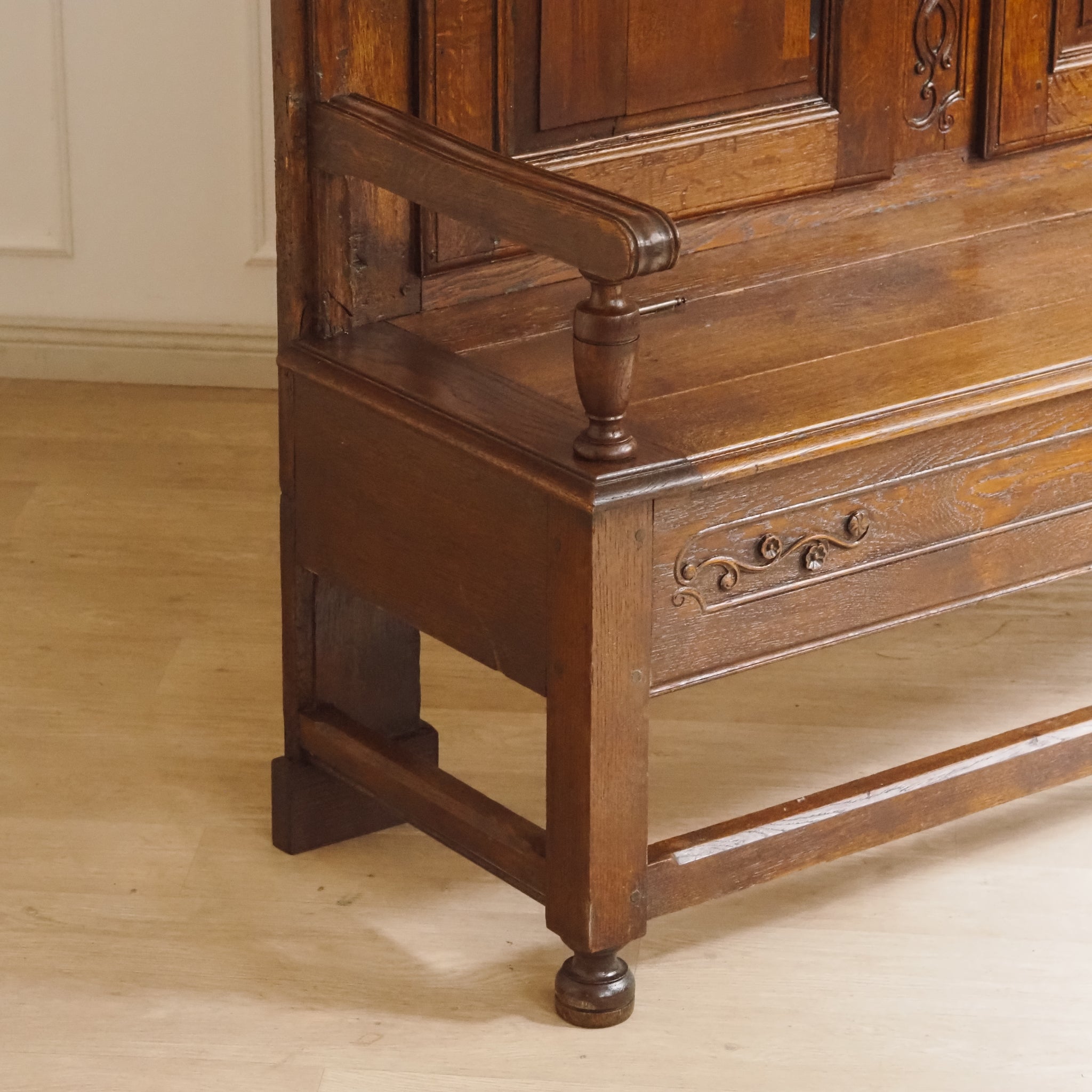 Antike Garderobenbank aus Eiche mit Spiegel um 1900 - Gründerzeit Flurgarderobe
