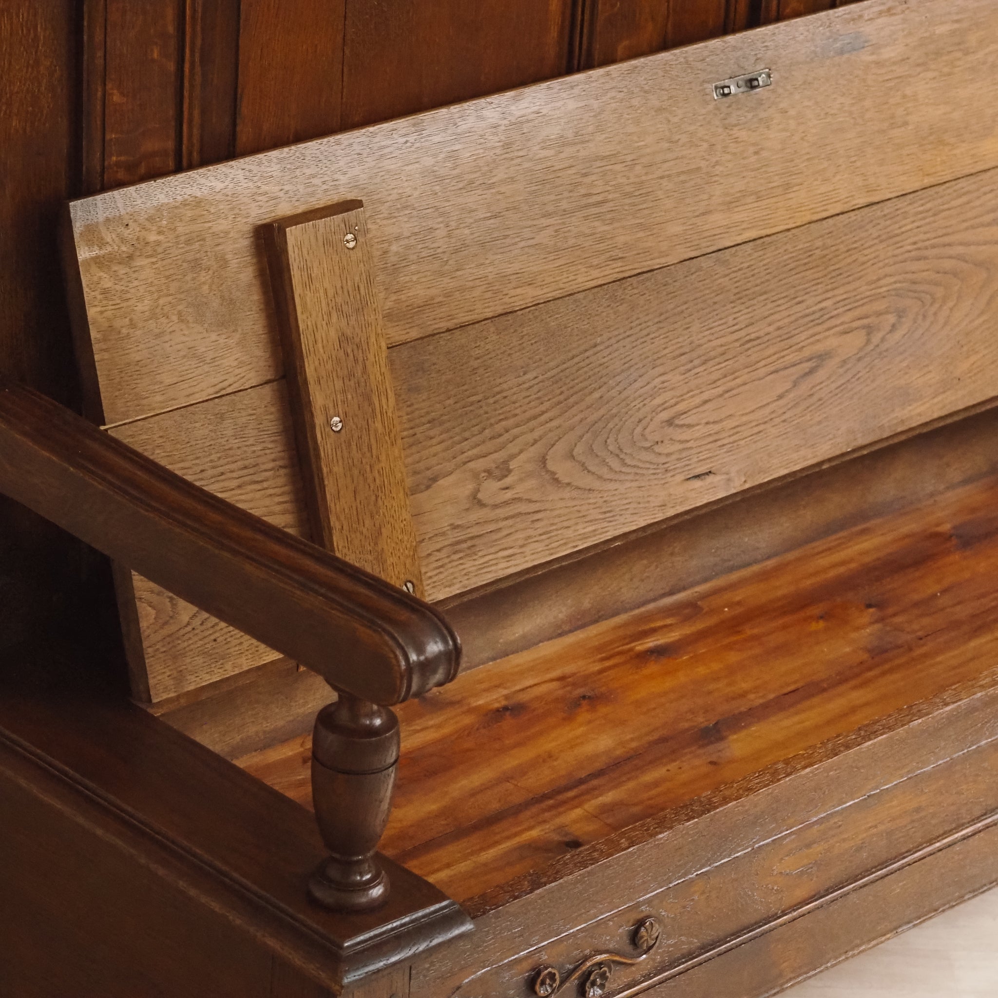 Antike Garderobenbank aus Eiche mit Spiegel um 1900 - Gründerzeit Flurgarderobe