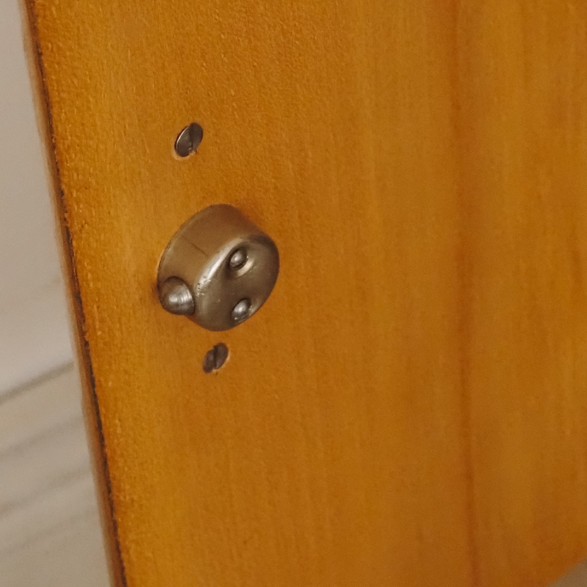 Doppelbett Design Halabala mit schwebenden Nachtkästchen - Art Déco Übergang Midcentury