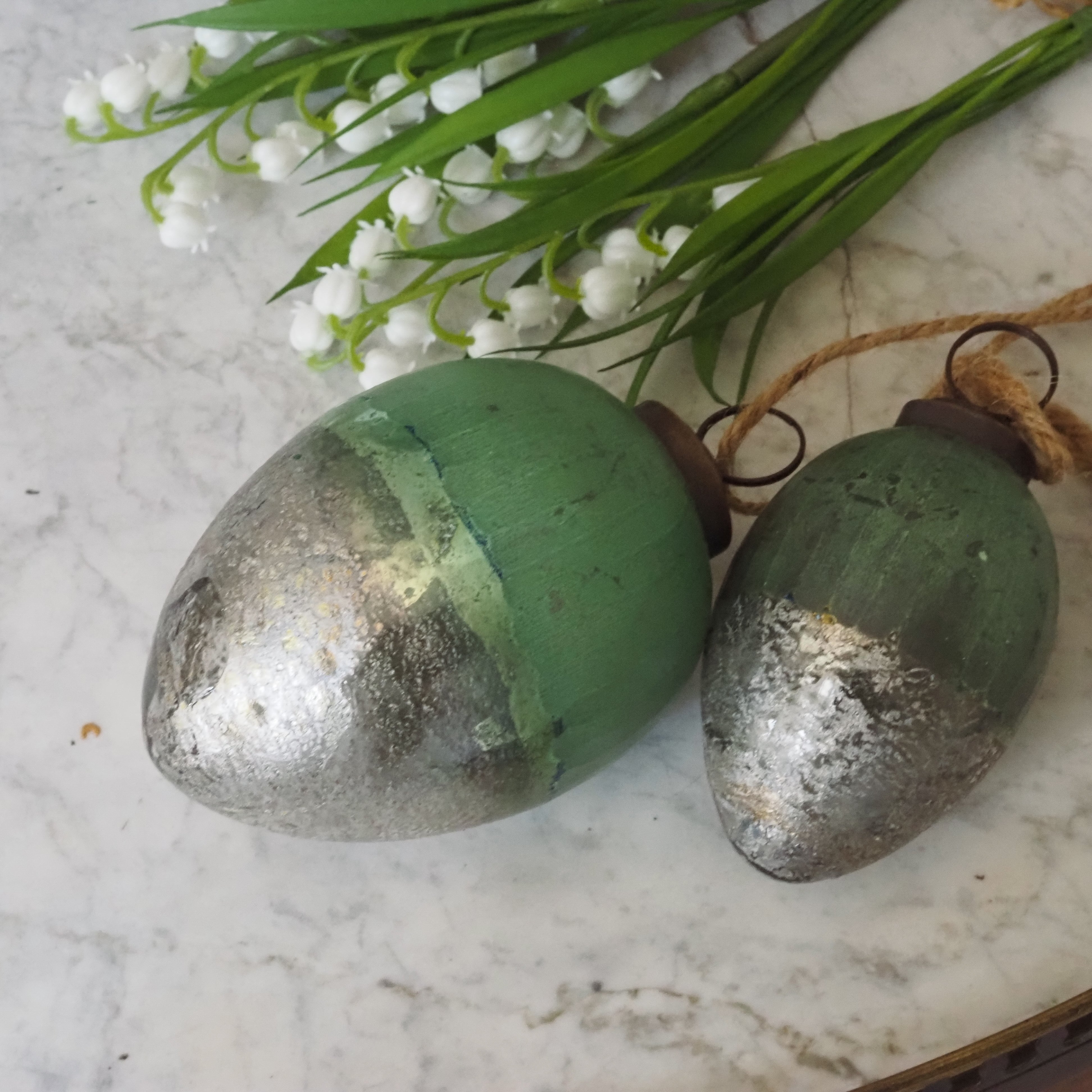 Maiglöckchenzweige mit Wurzel · botanische Frühlingsdekoration, Kunstblume