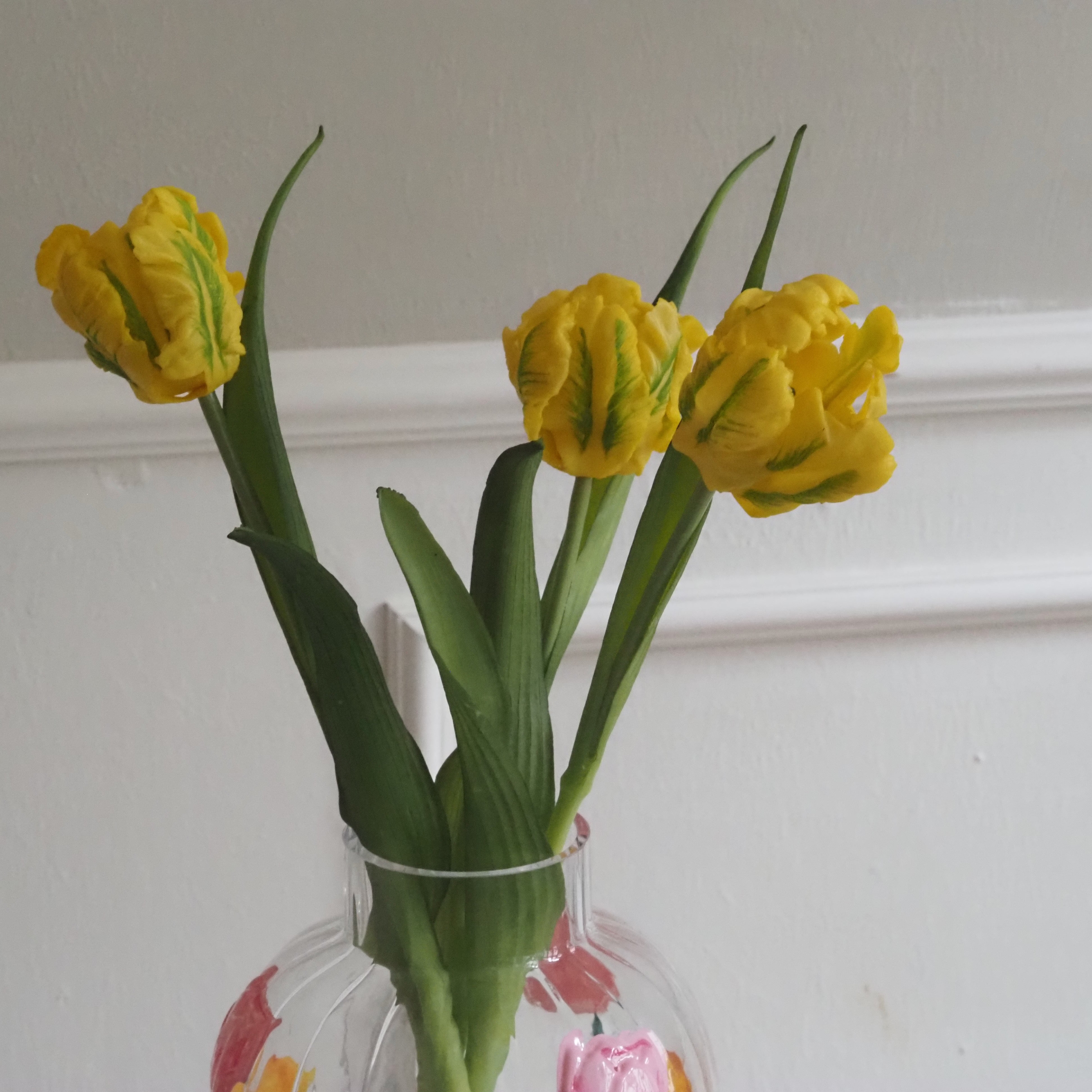 Papagei-Tulpenbund · künstlicher Tulpenzweig