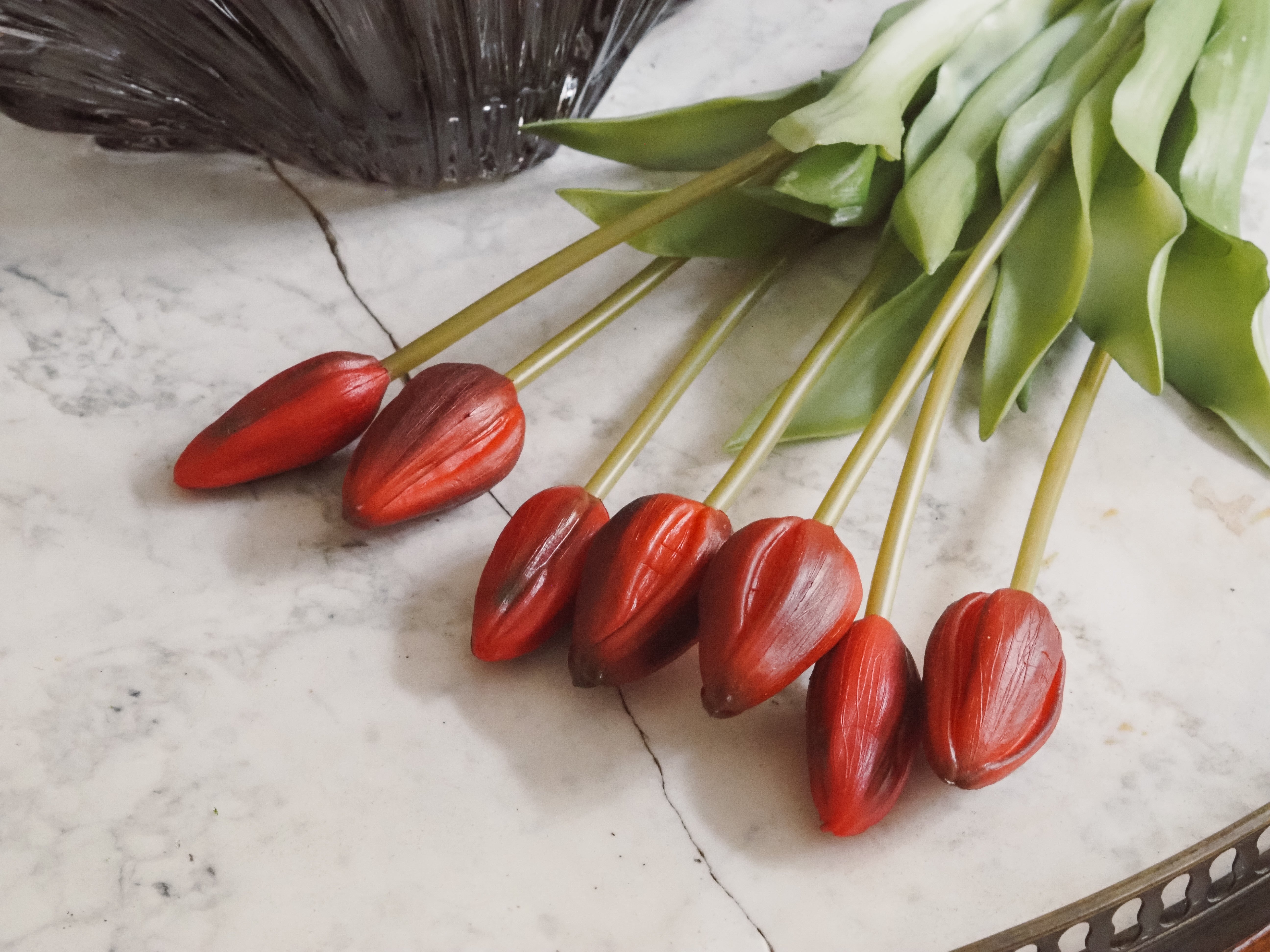 Tulpe · dunkles Rot · realistische Kunstblume, Tulpenbund