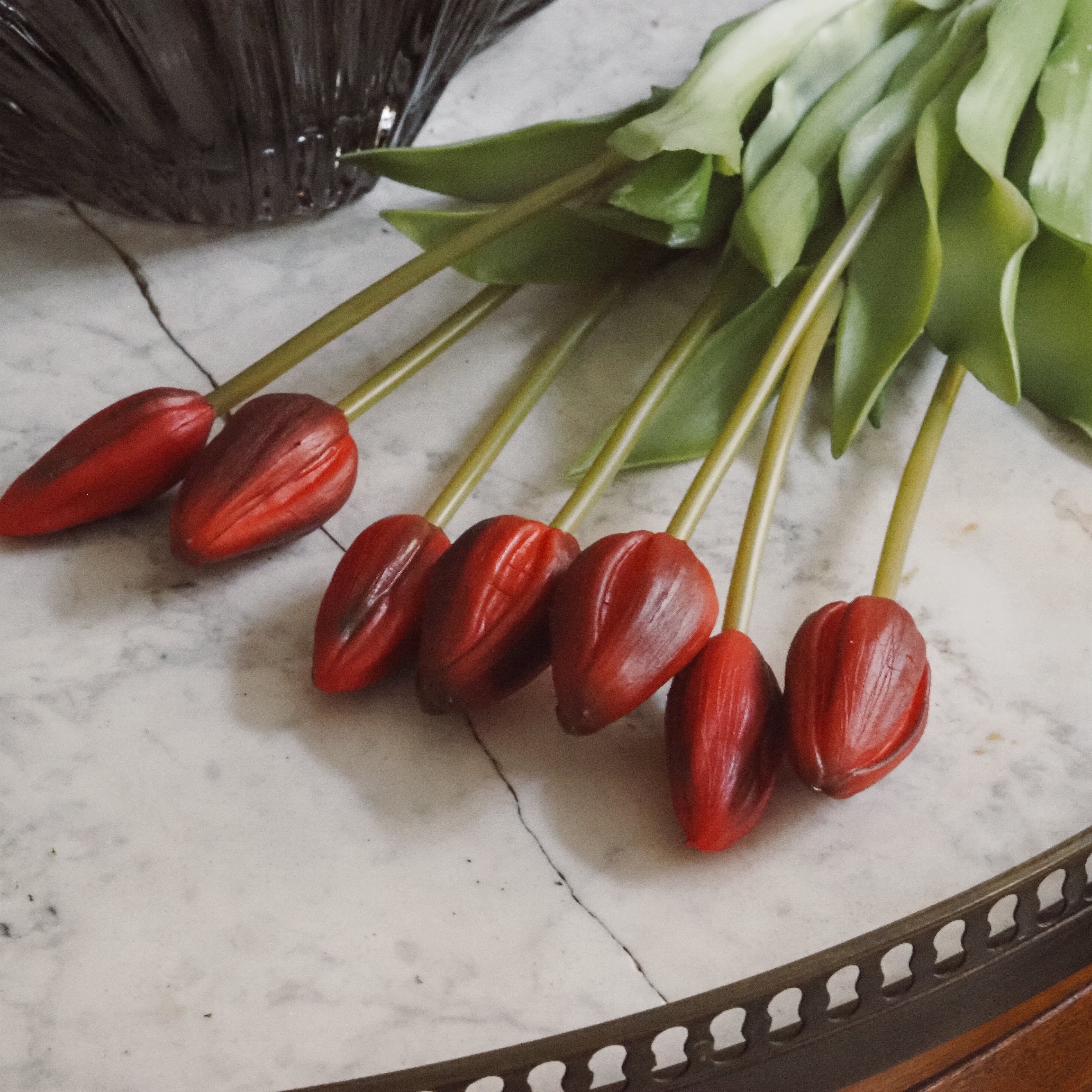 Tulpe · dunkles Rot · realistische Kunstblume, Tulpenbund