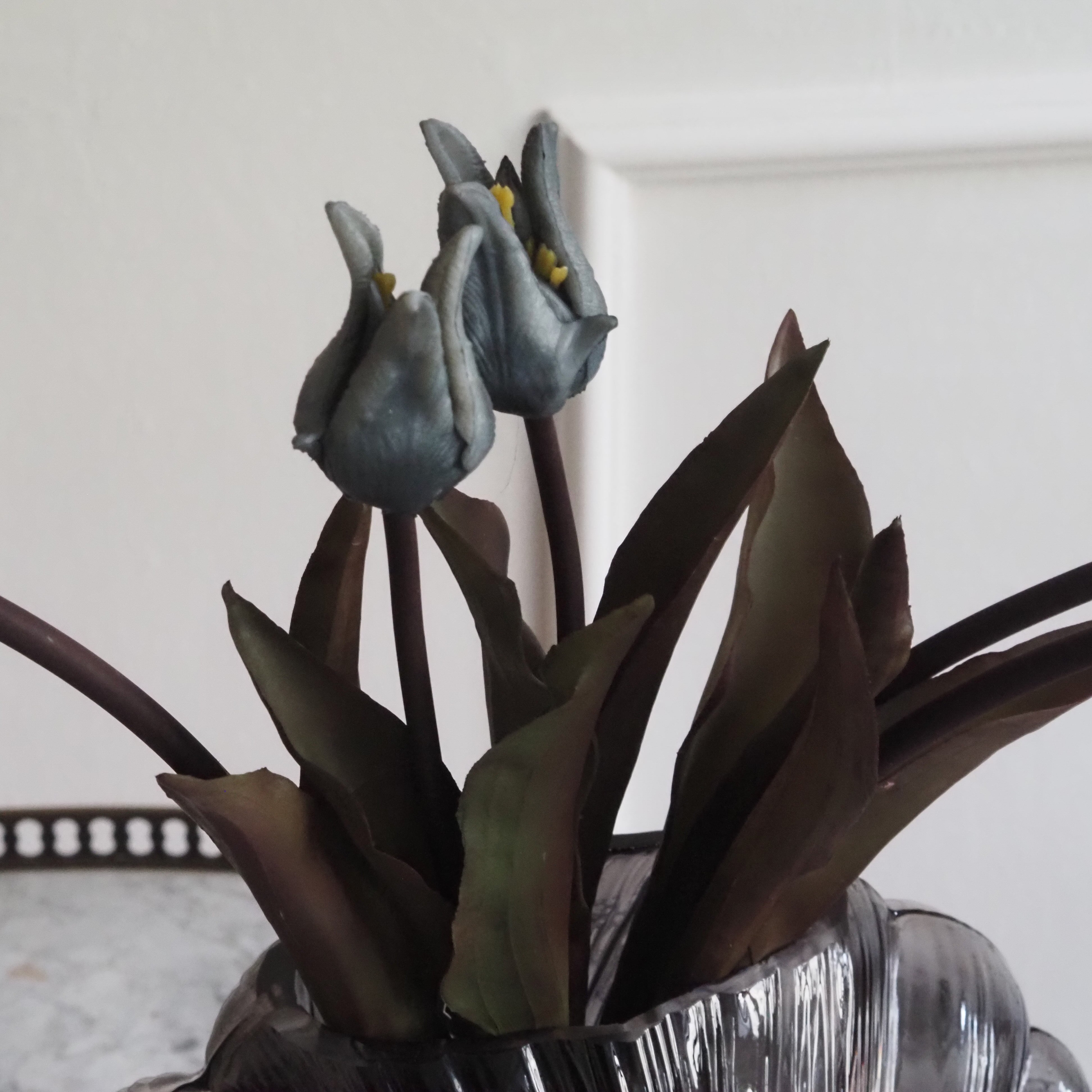 Tulpenbündel · Papageientulpe in Grau, Kunstblumen Tulpe