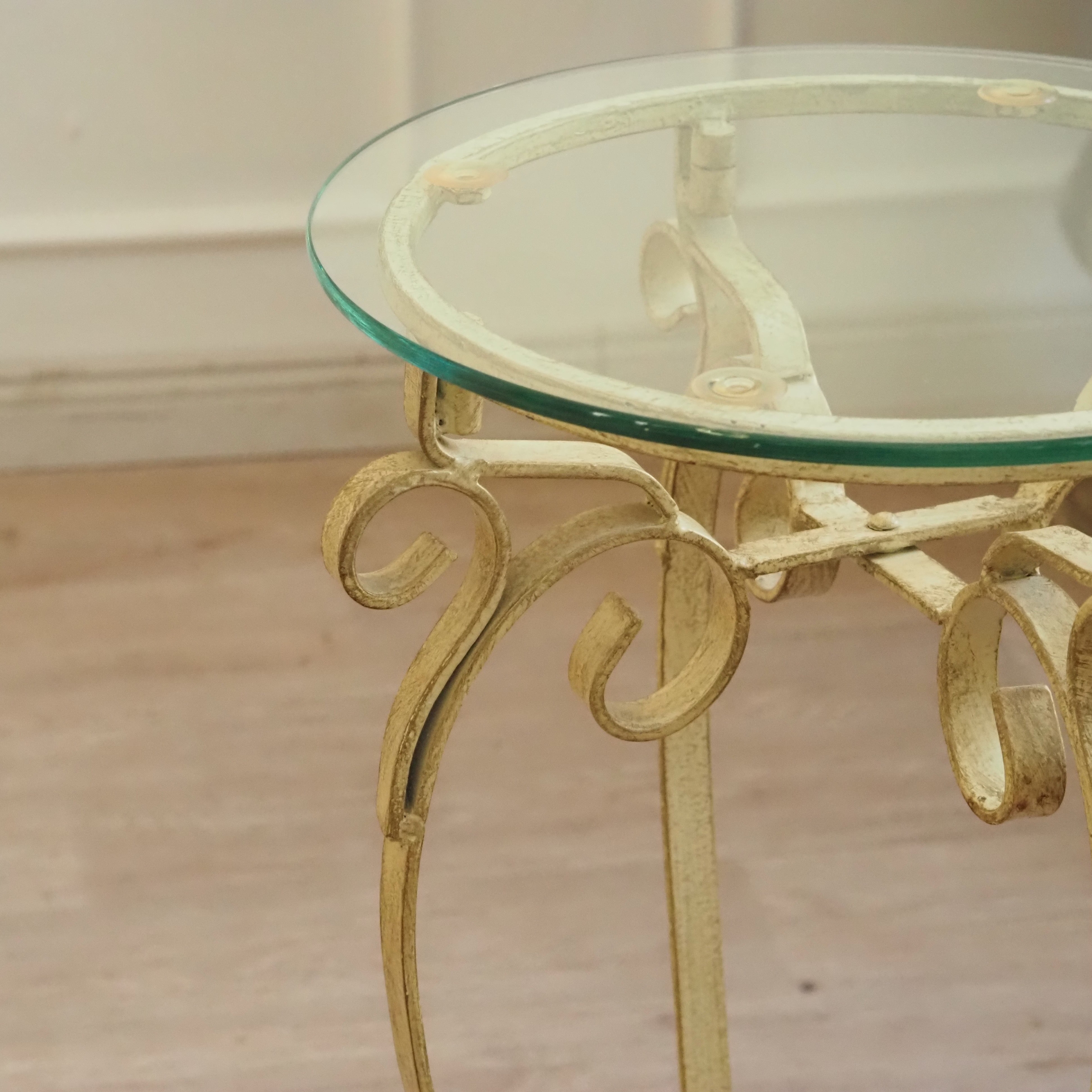 Beistelltisch rund Glas Metall Gestell