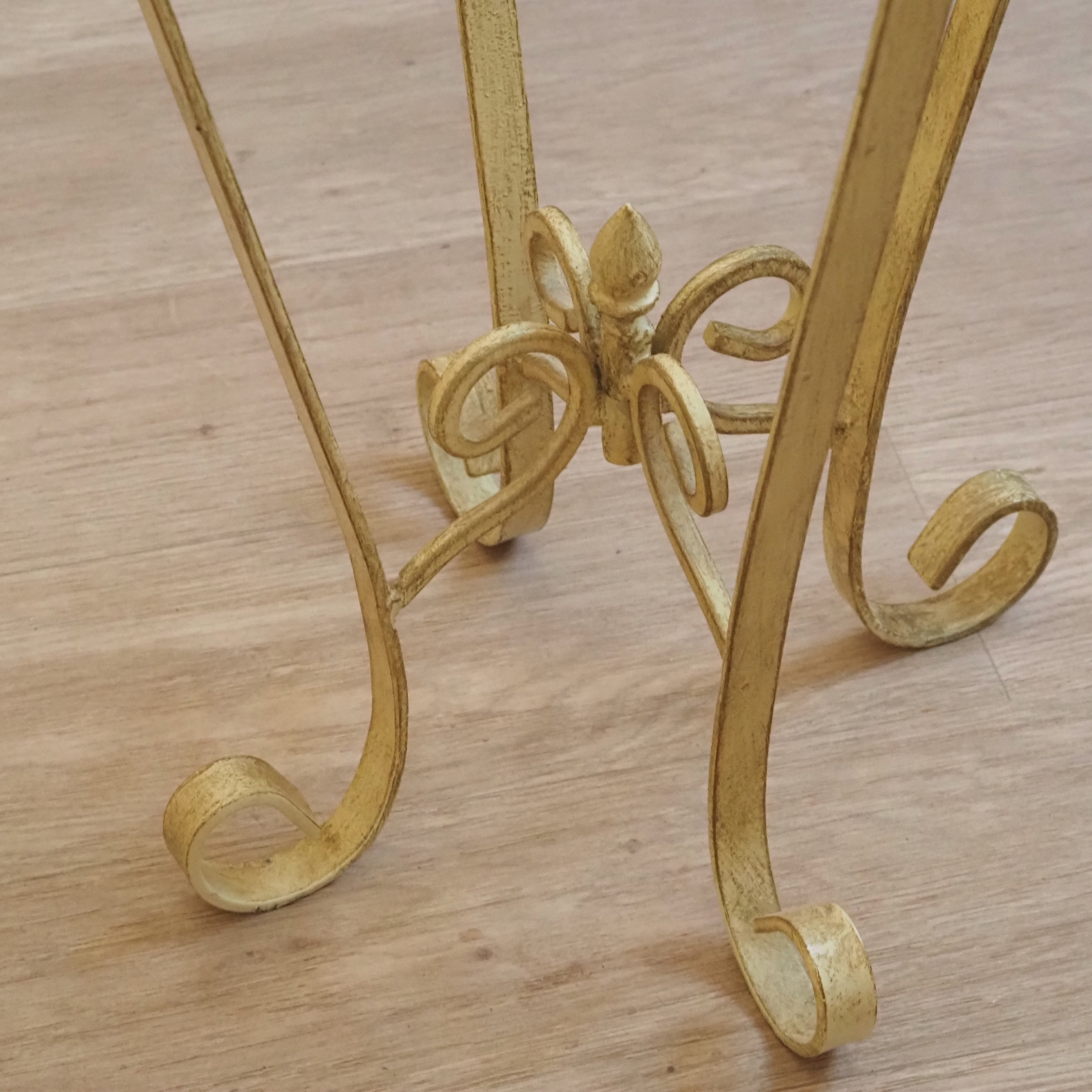 Beistelltisch rund Glas Metall Gestell