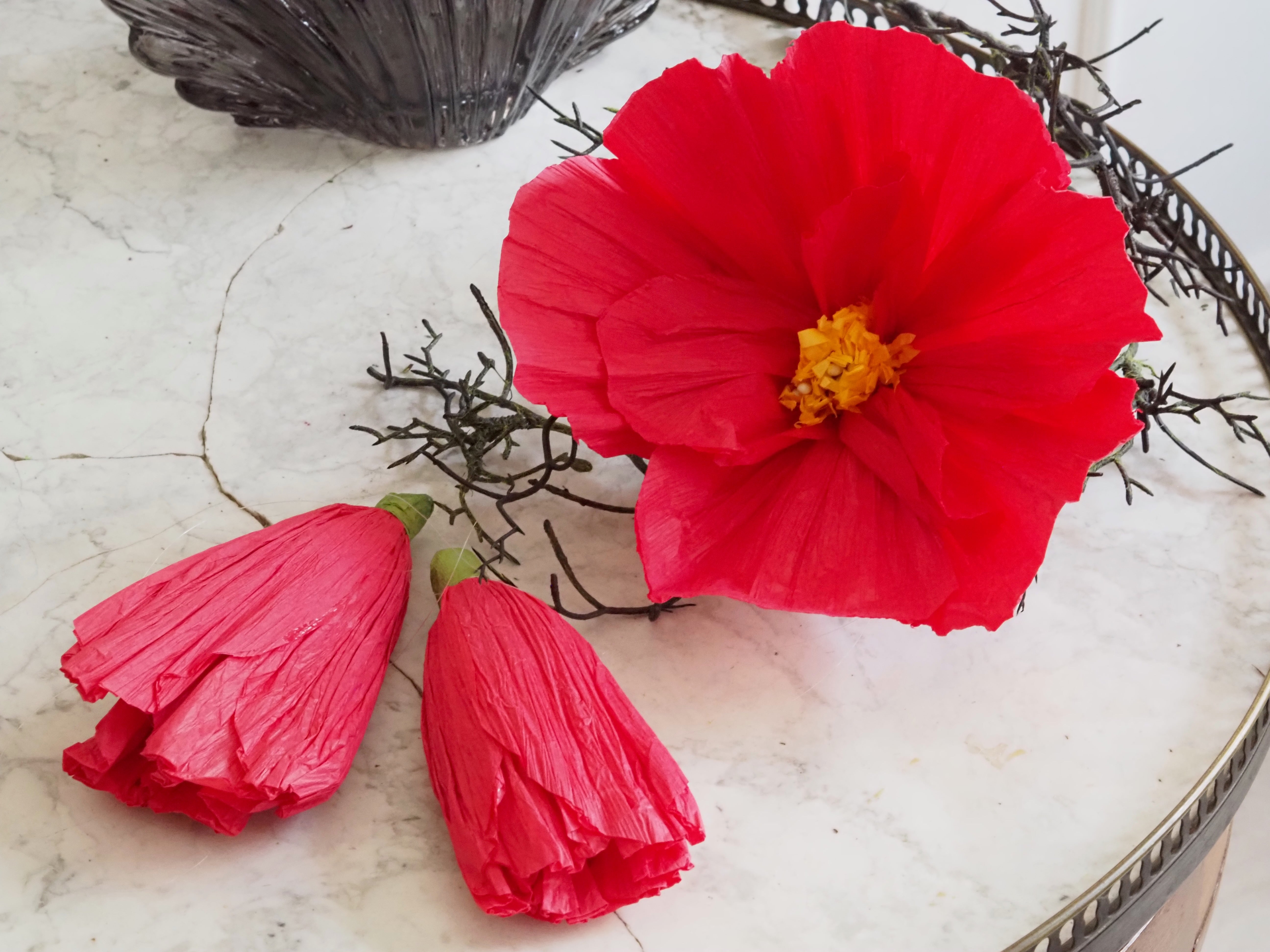 Papierblüte Rot · dekorative Papierblumen im 3er Set, Kunstblume