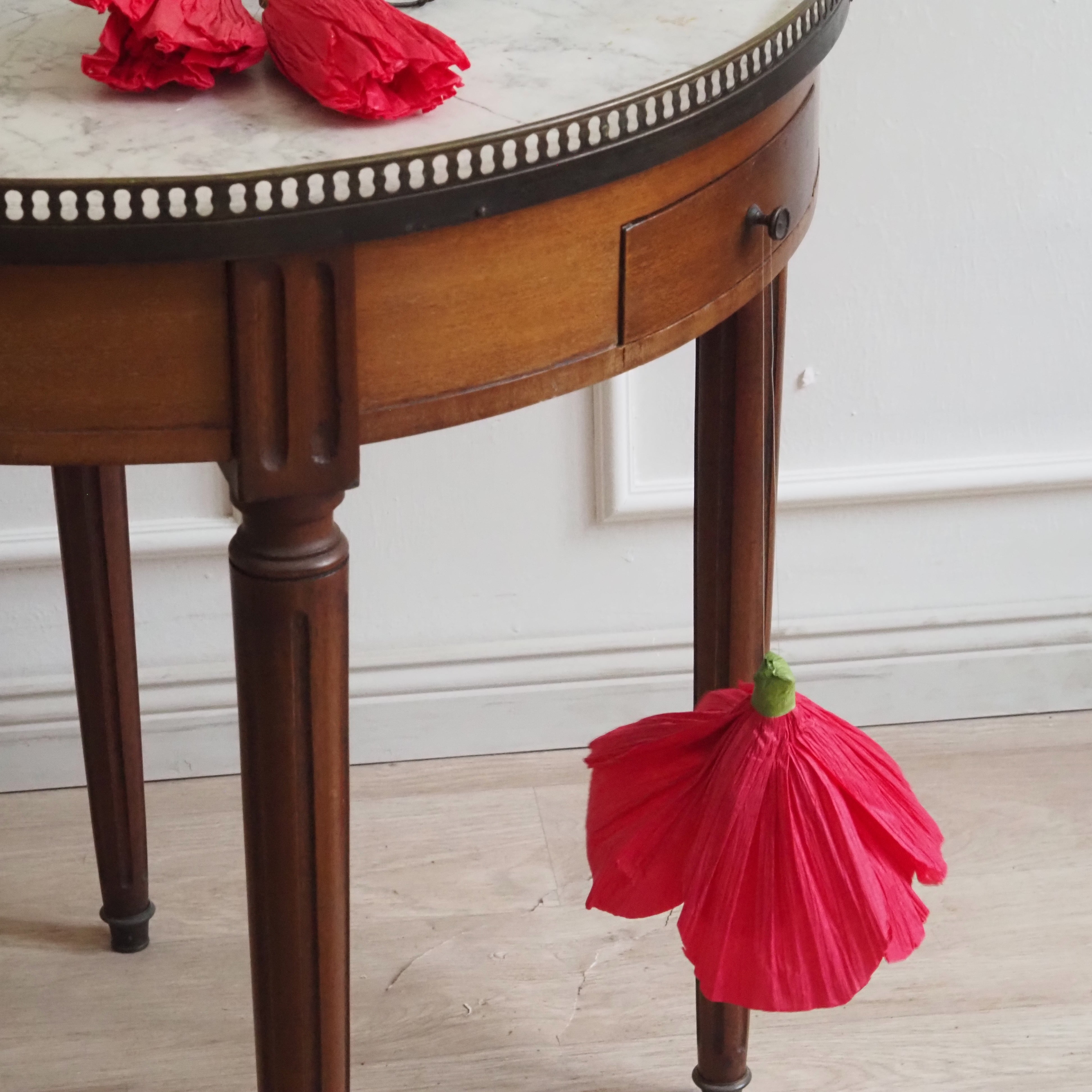 Papierblüte Rot · dekorative Papierblumen im 3er Set, Kunstblume