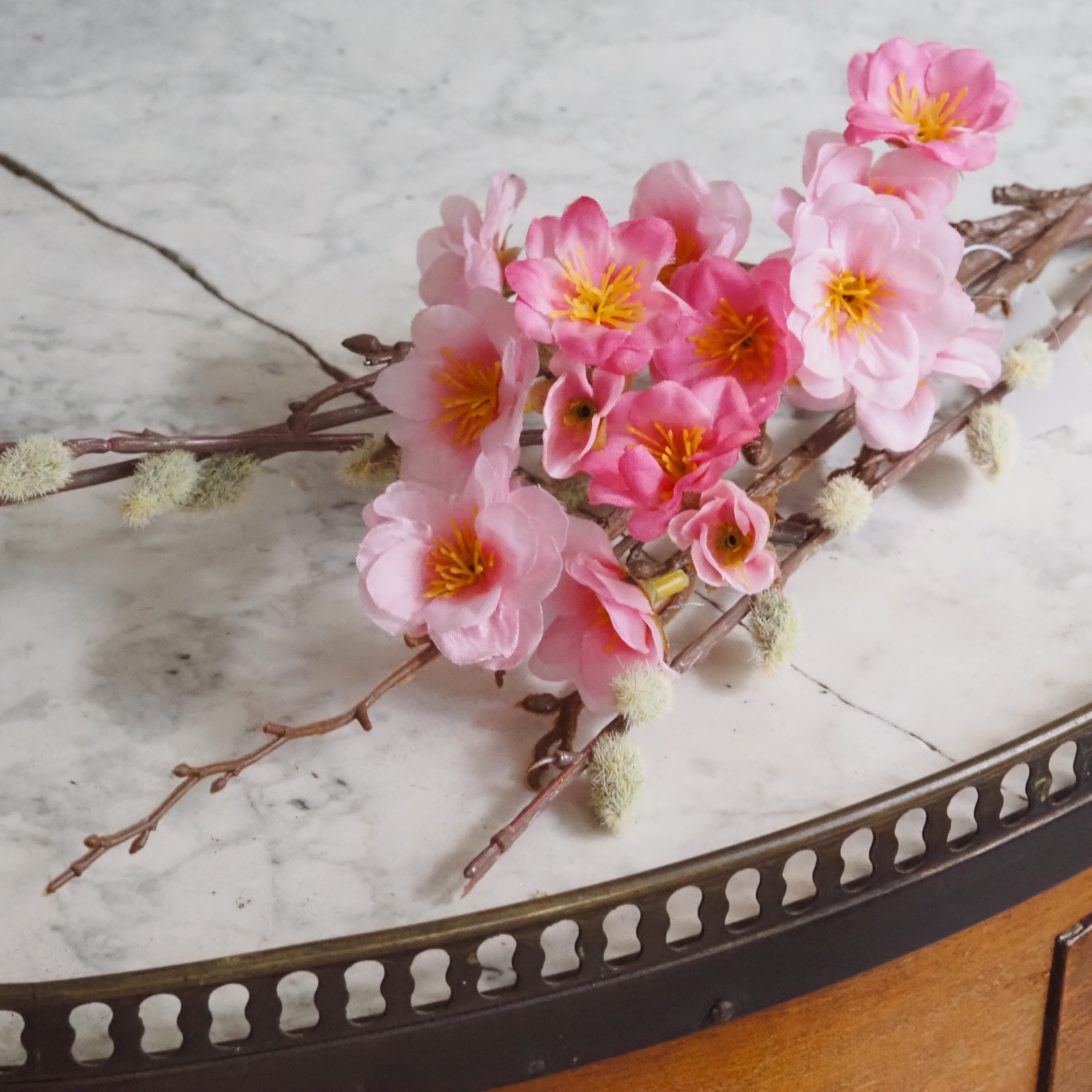 Pfirsichblütenzweig · dekorativer Frühlingszweig