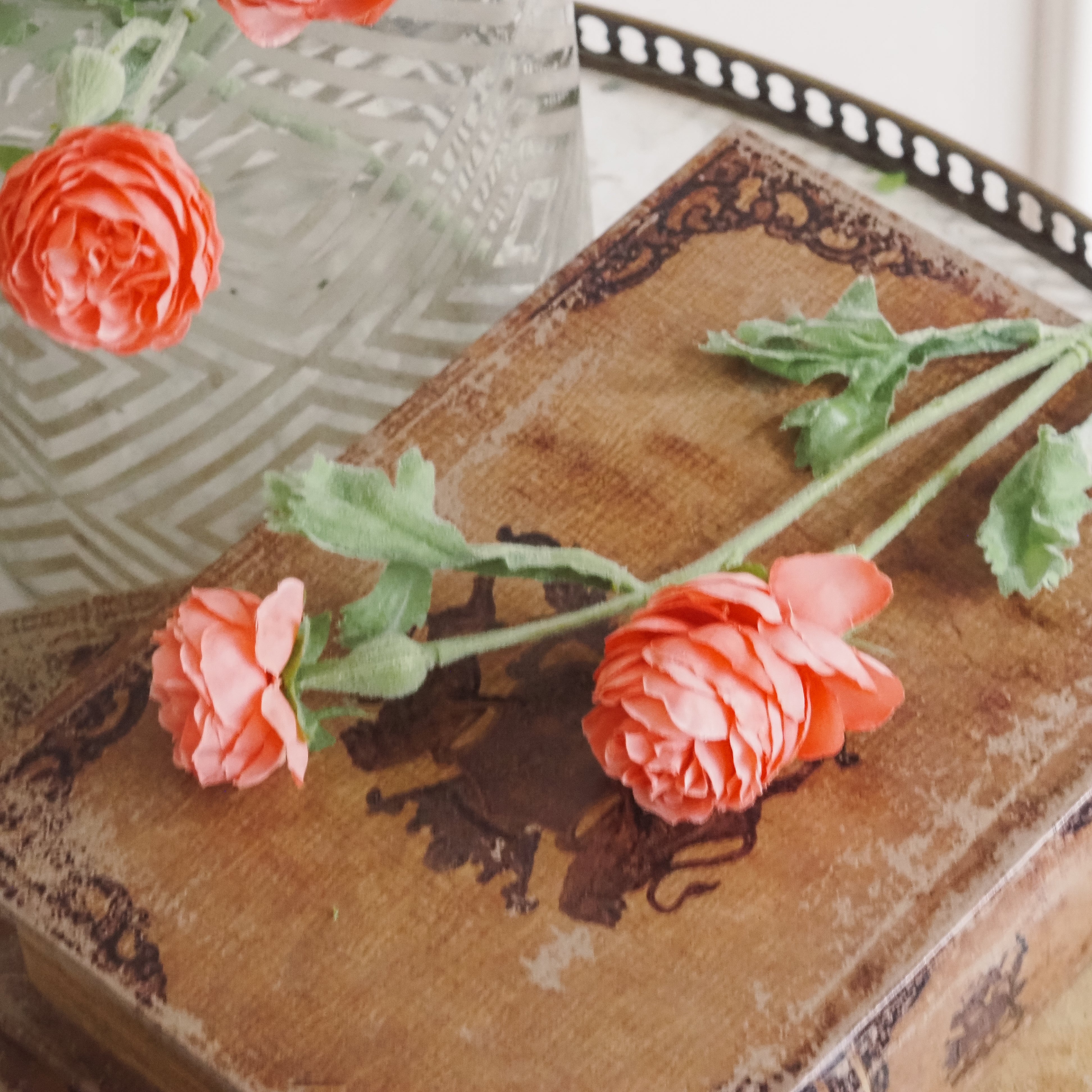 Ranunkelzweig · Pfirsichfarbene Kunstblüte · Florale Dekoration Kunstblumen