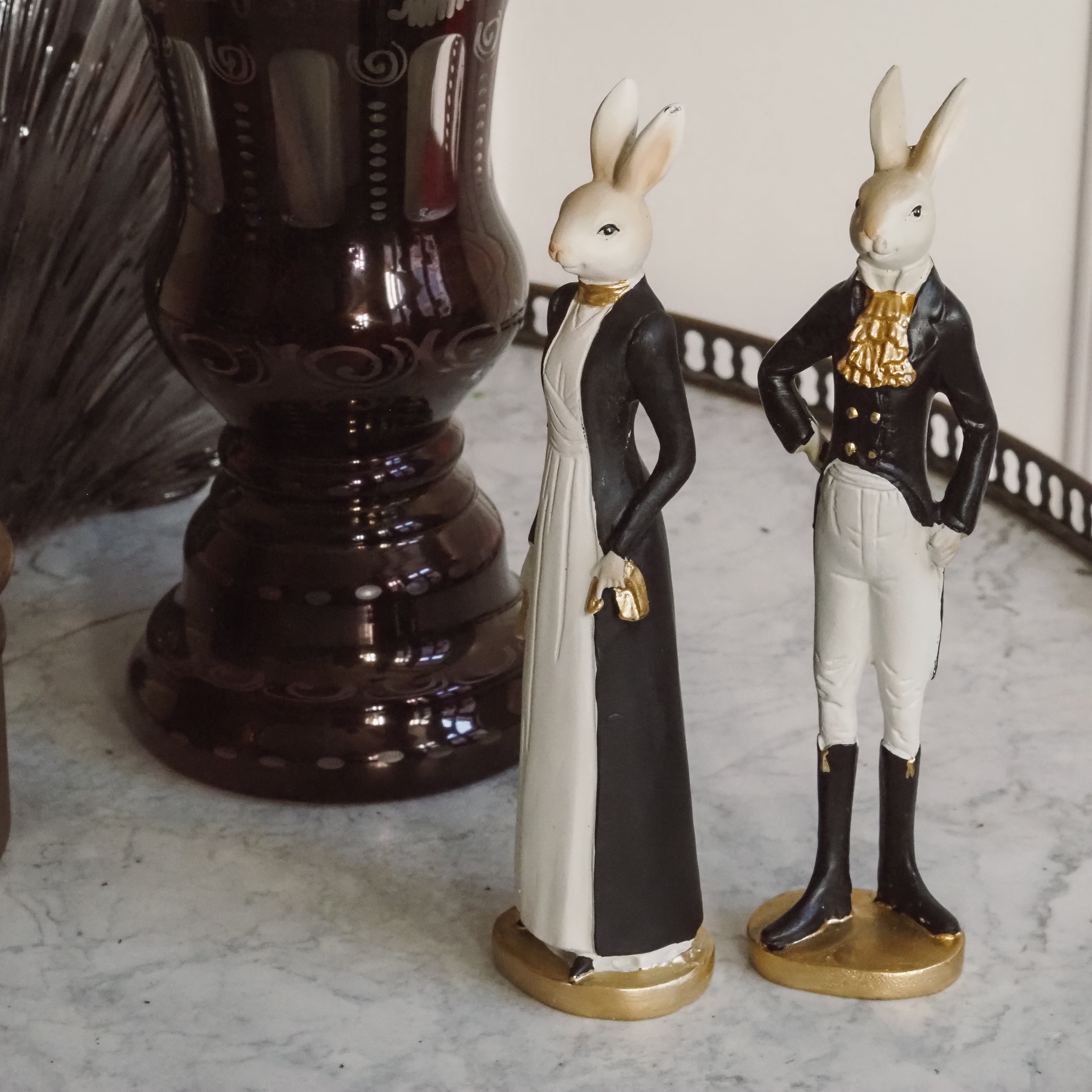 Hasenpaar · Figurenset in Schwarz-Weiß-Gold, Vintage Nostalgie Osterhasen