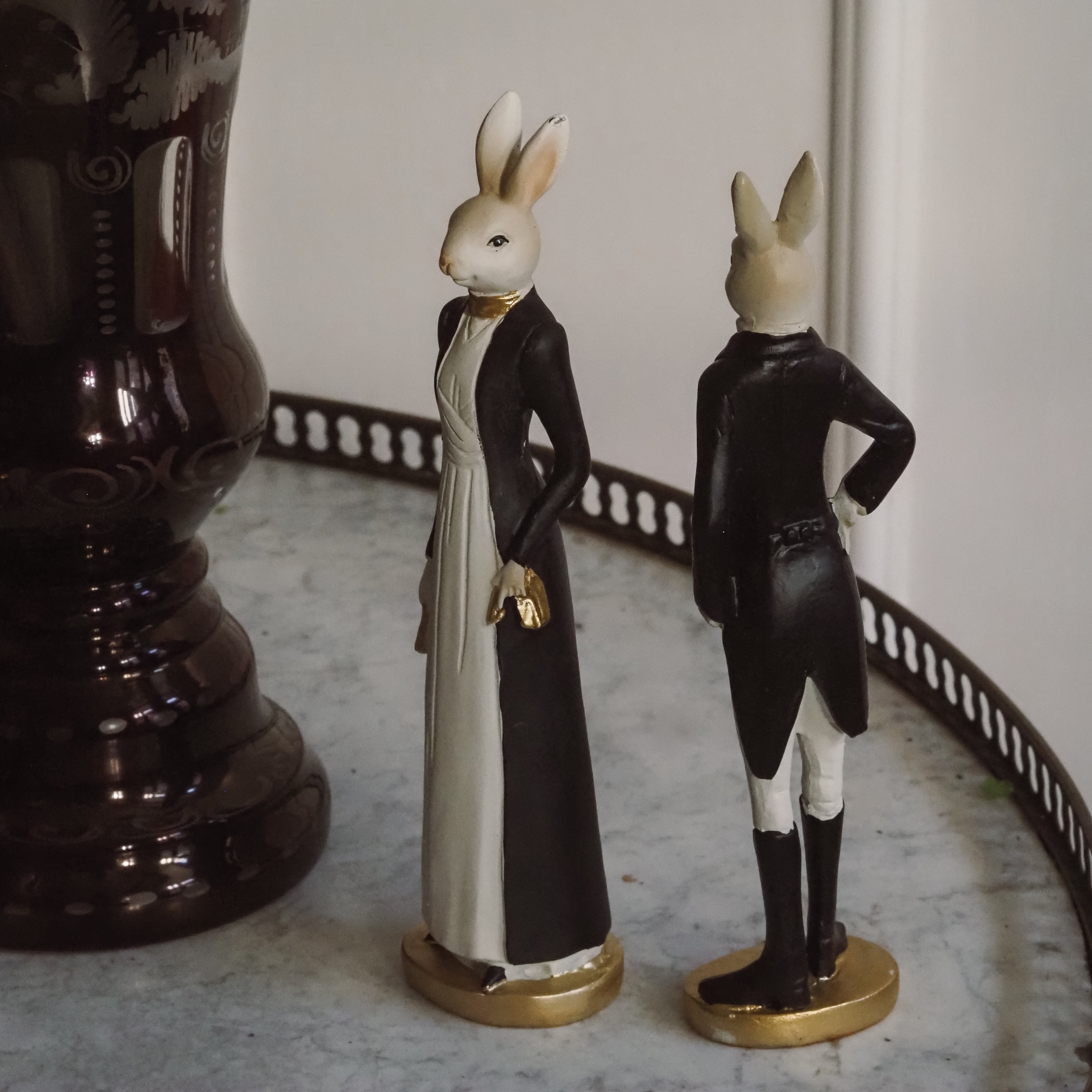 Hasenpaar · Figurenset in Schwarz-Weiß-Gold, Vintage Nostalgie Osterhasen