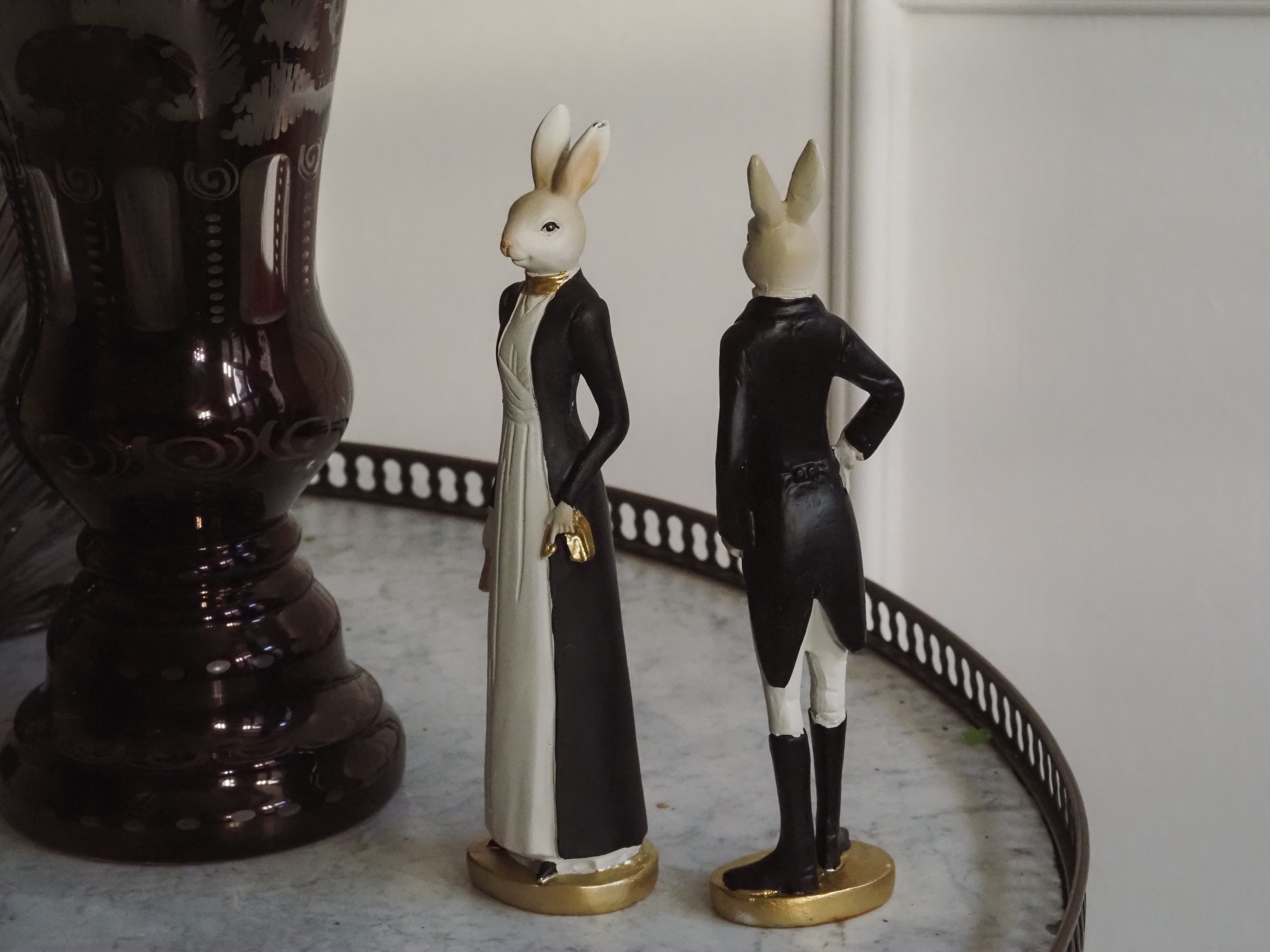 Hasenpaar · Figurenset in Schwarz-Weiß-Gold, Vintage Nostalgie Osterhasen