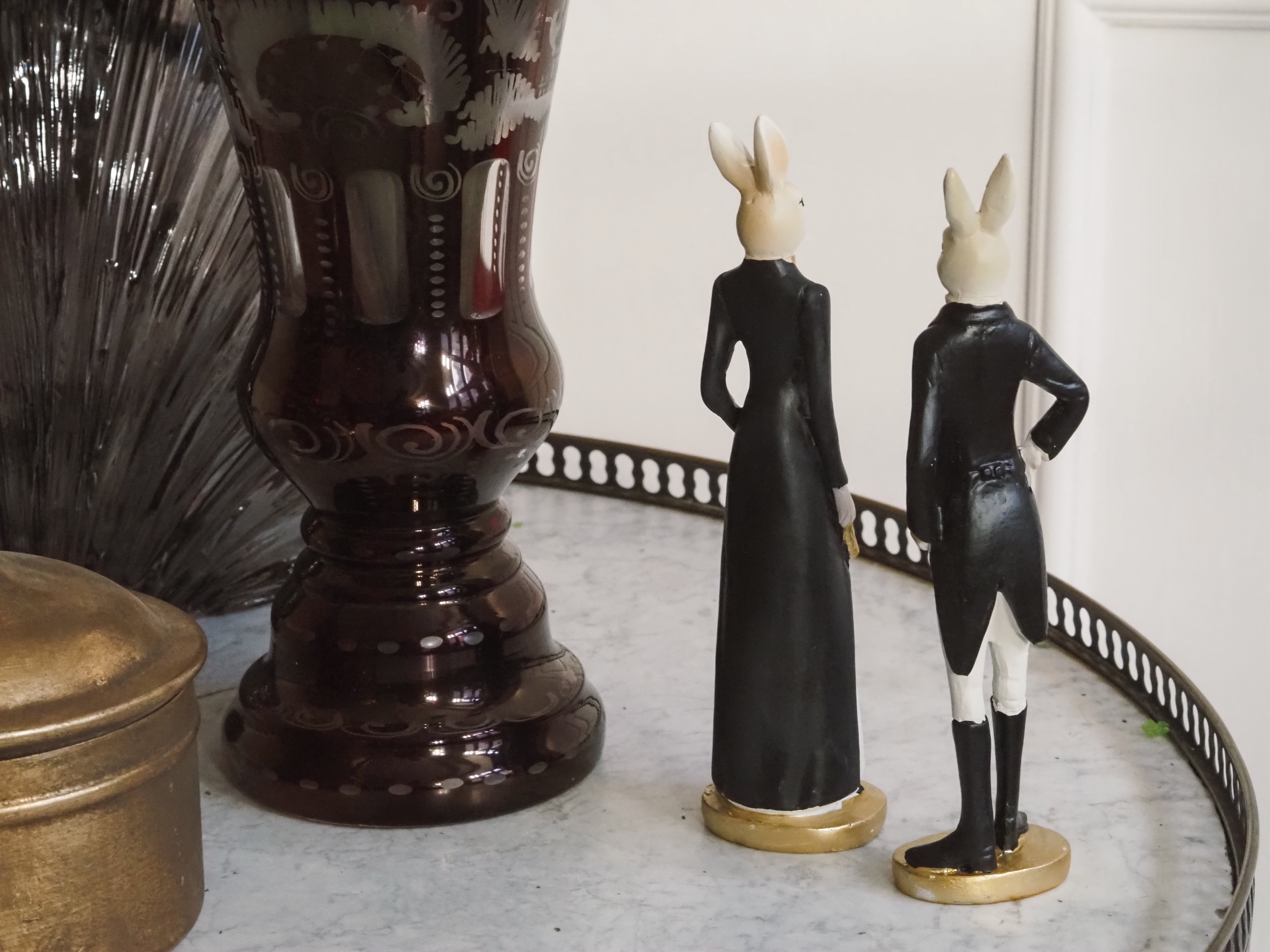 Hasenpaar · Figurenset in Schwarz-Weiß-Gold, Vintage Nostalgie Osterhasen