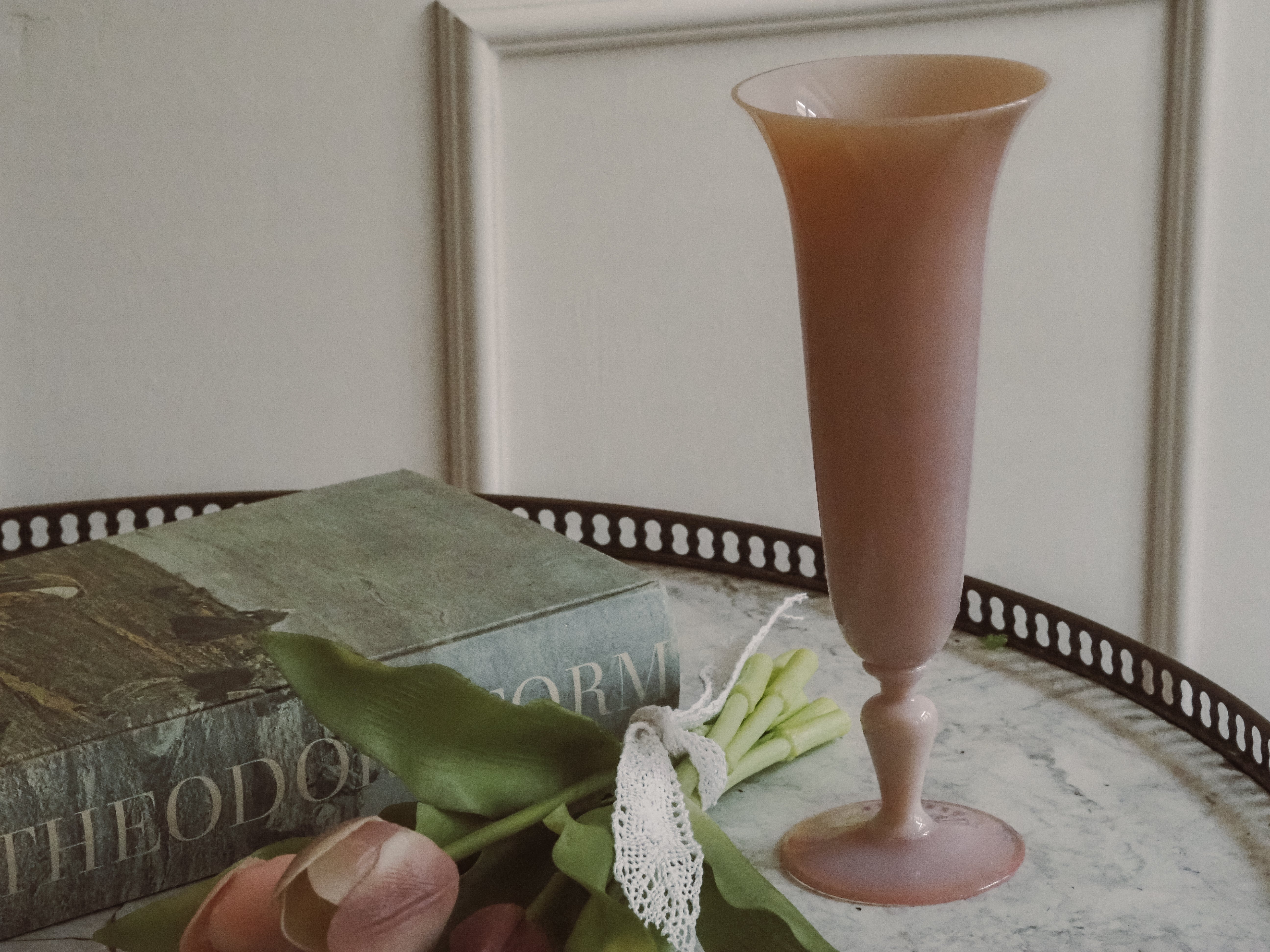 Tulpenbund · dekorativer Frühlingsblumenbund mit Schleife