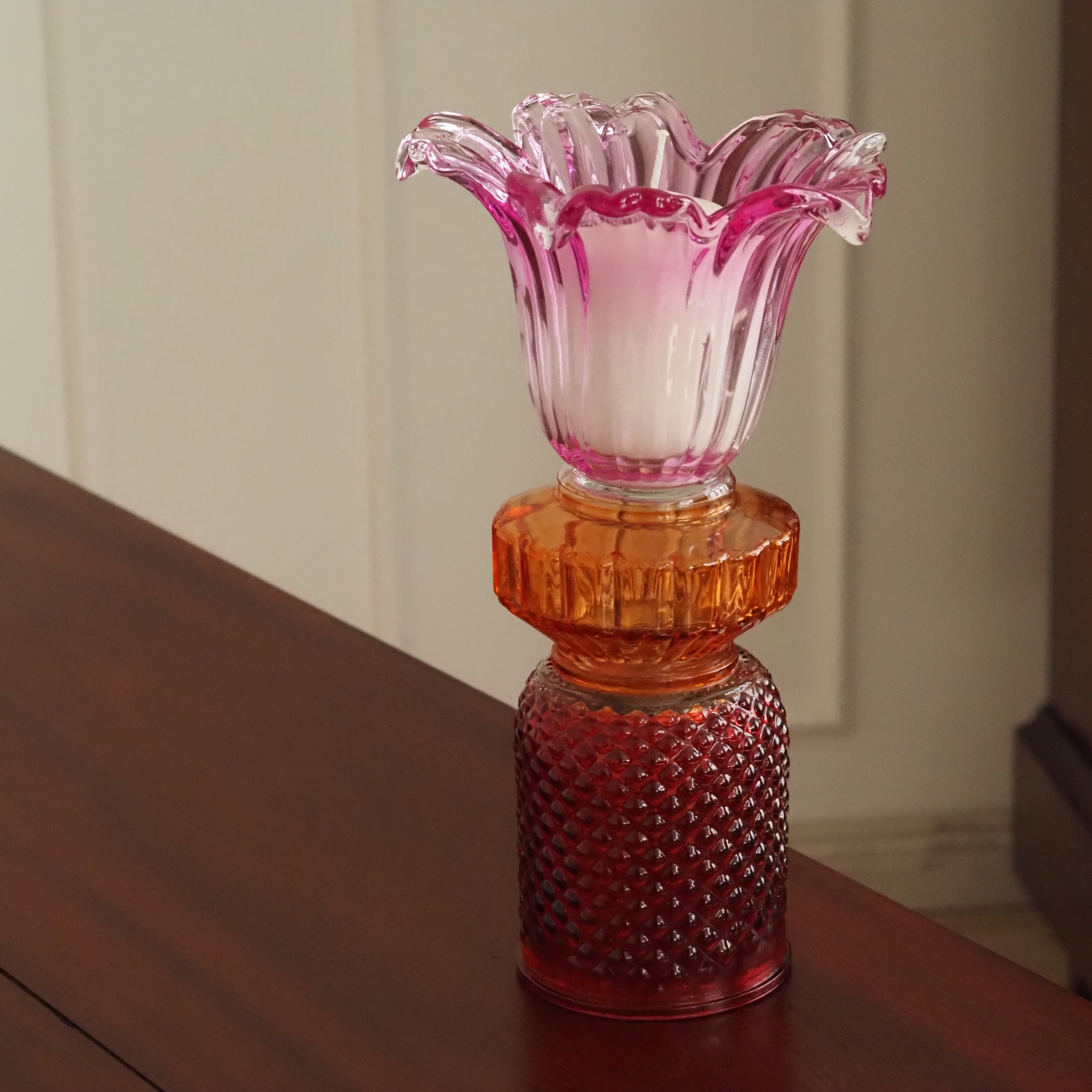 Glaskerzenhalter · florale Glasform im Stil der späten Moderne