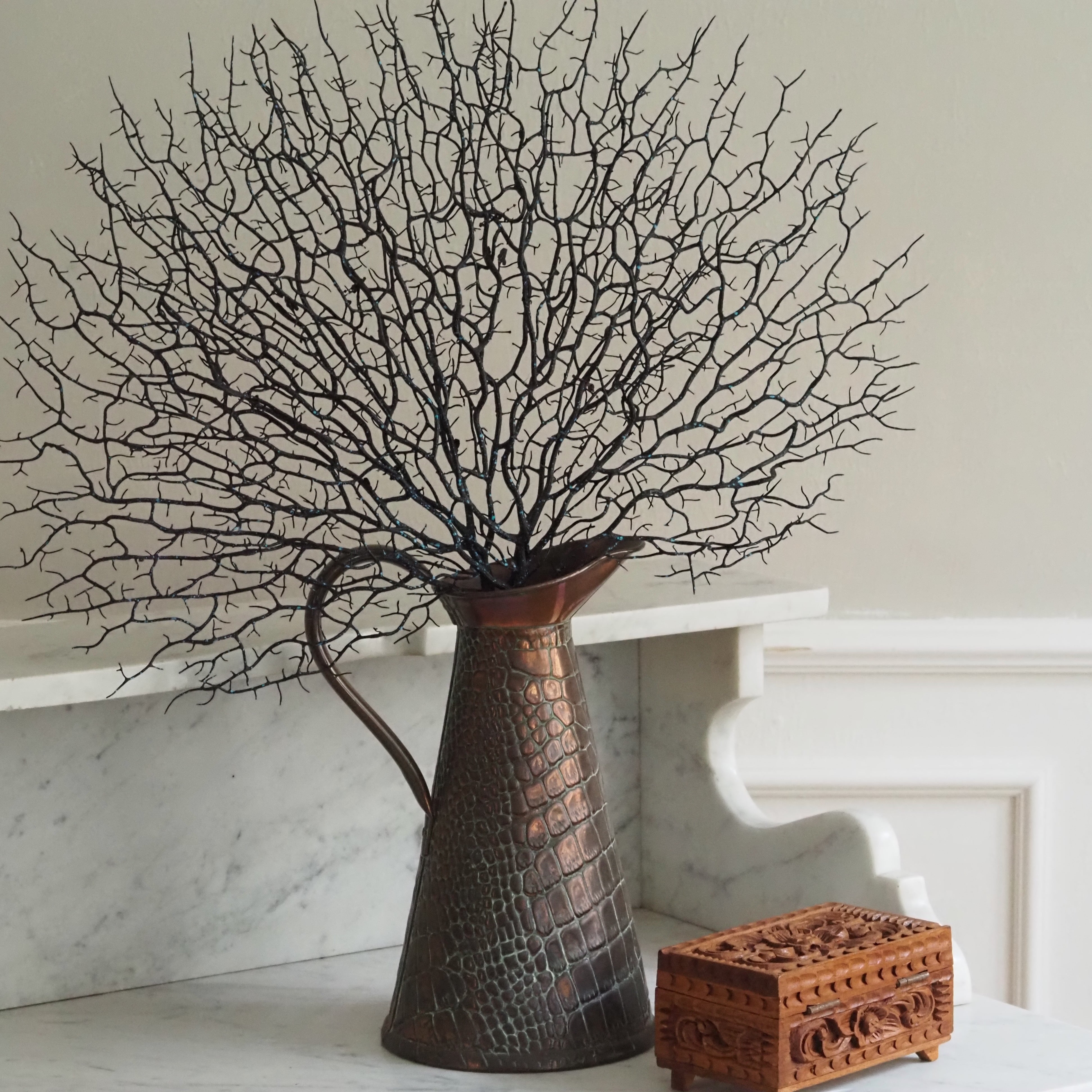 Korallen-Dekoration · skulpturale Zweigstruktur · grafisches Objekt