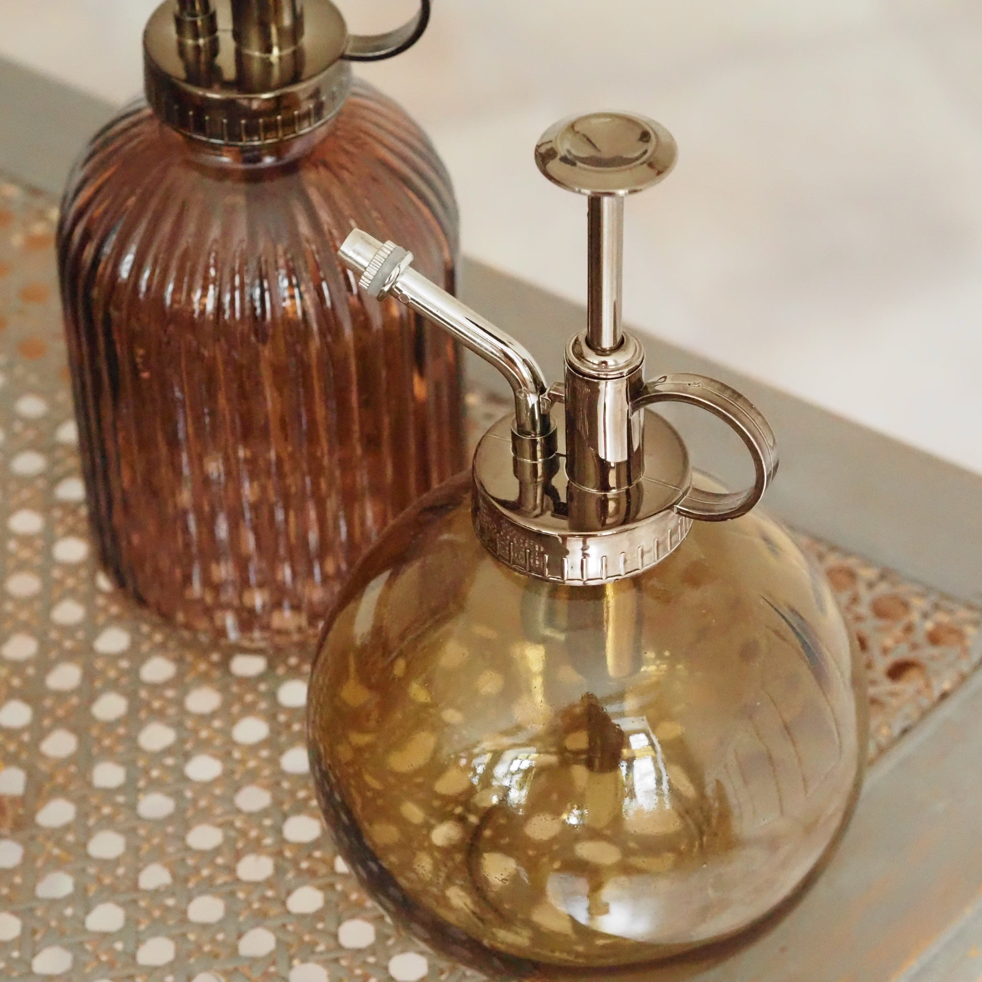 Pflanzensprüher Glas · Zerstäuber mit Metallpumpe