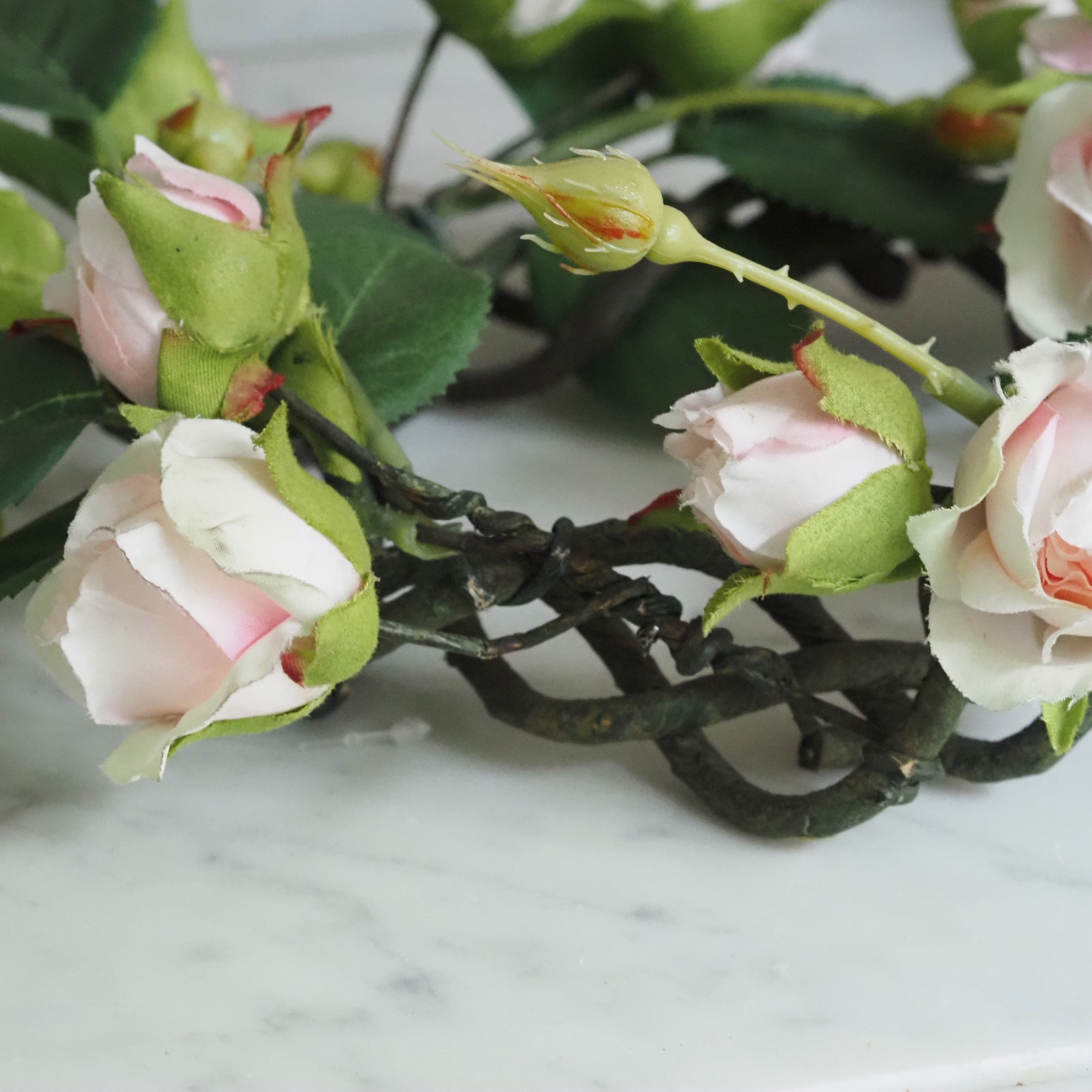 Rosenkranz · floraler Dekokranz mit Rosenblüten