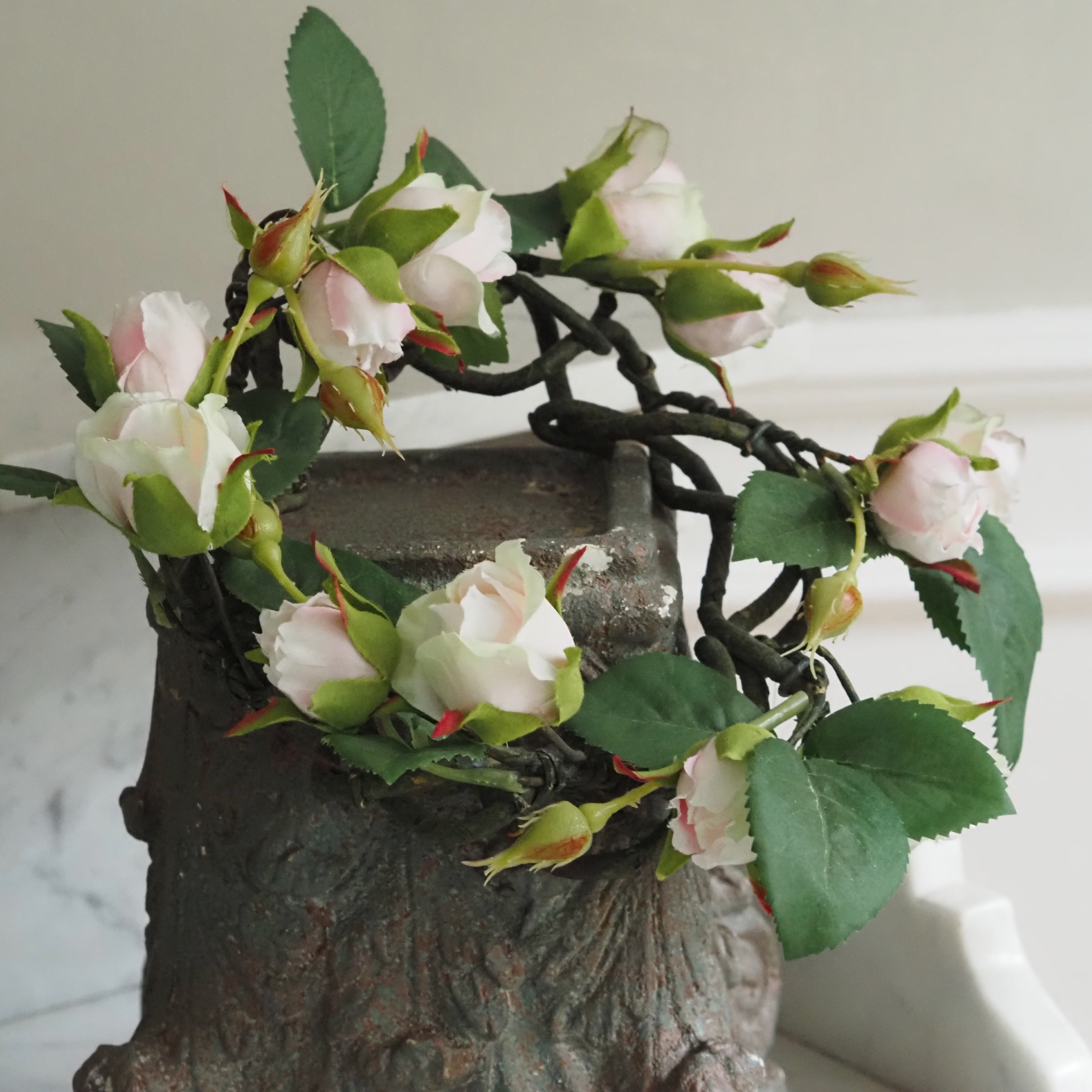 Rosenkranz · floraler Dekokranz mit Rosenblüten