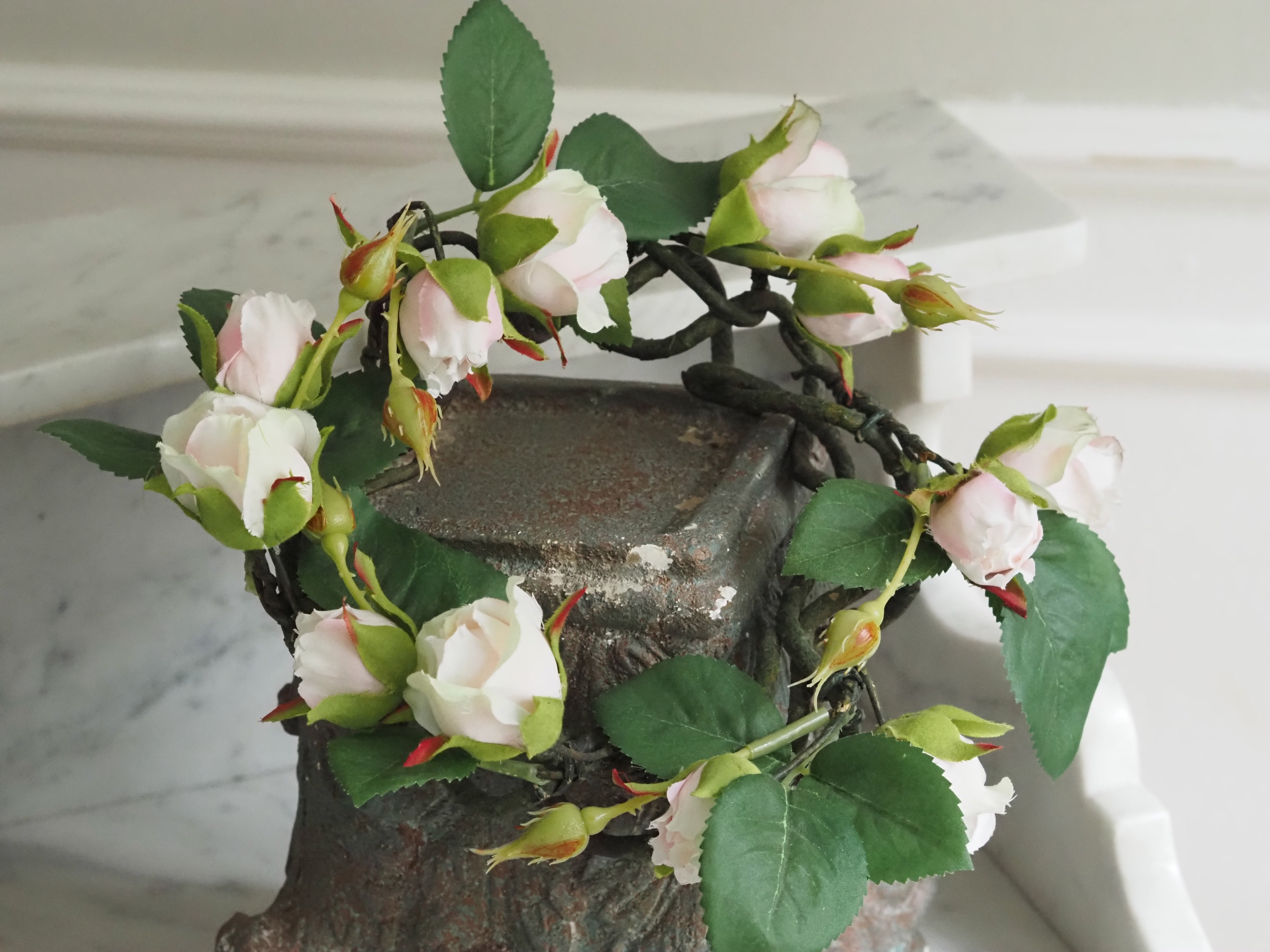 Rosenkranz · floraler Dekokranz mit Rosenblüten