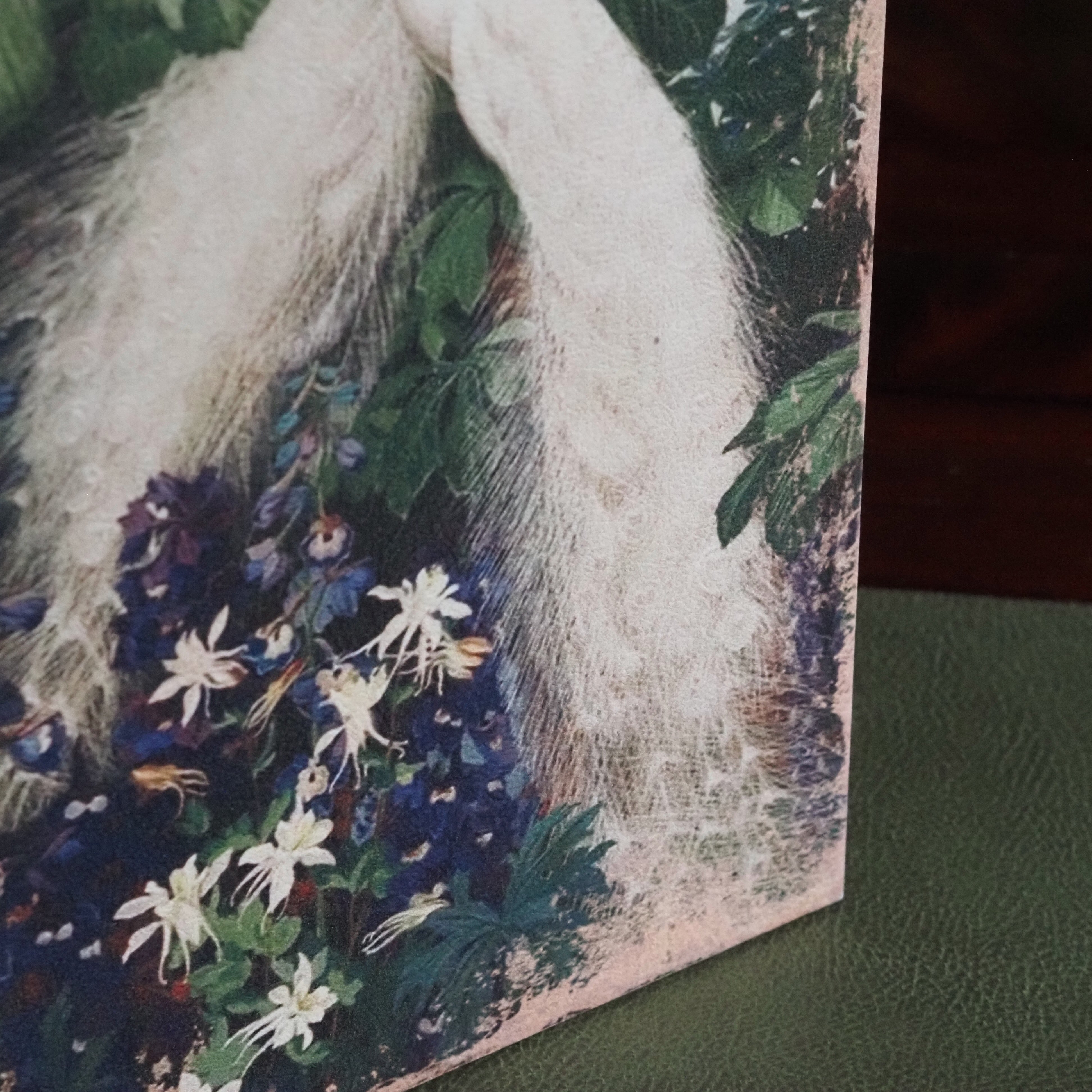 Buchdose Weiße Pfauen · Botanische Illustration Historismus Goldschnitt