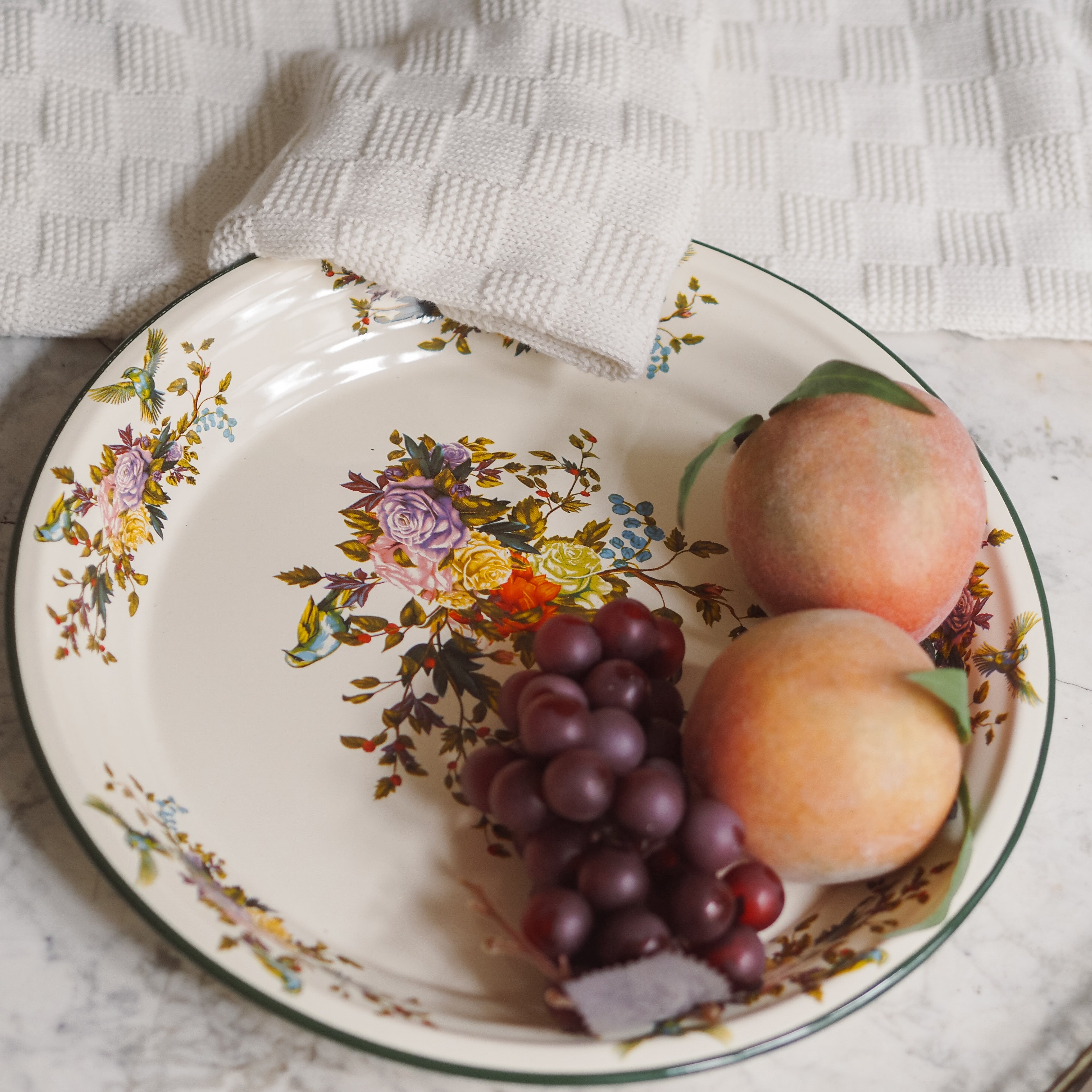 Dekoratives Serviertablett · florales Vogelmotiv / klassisch inspiriert