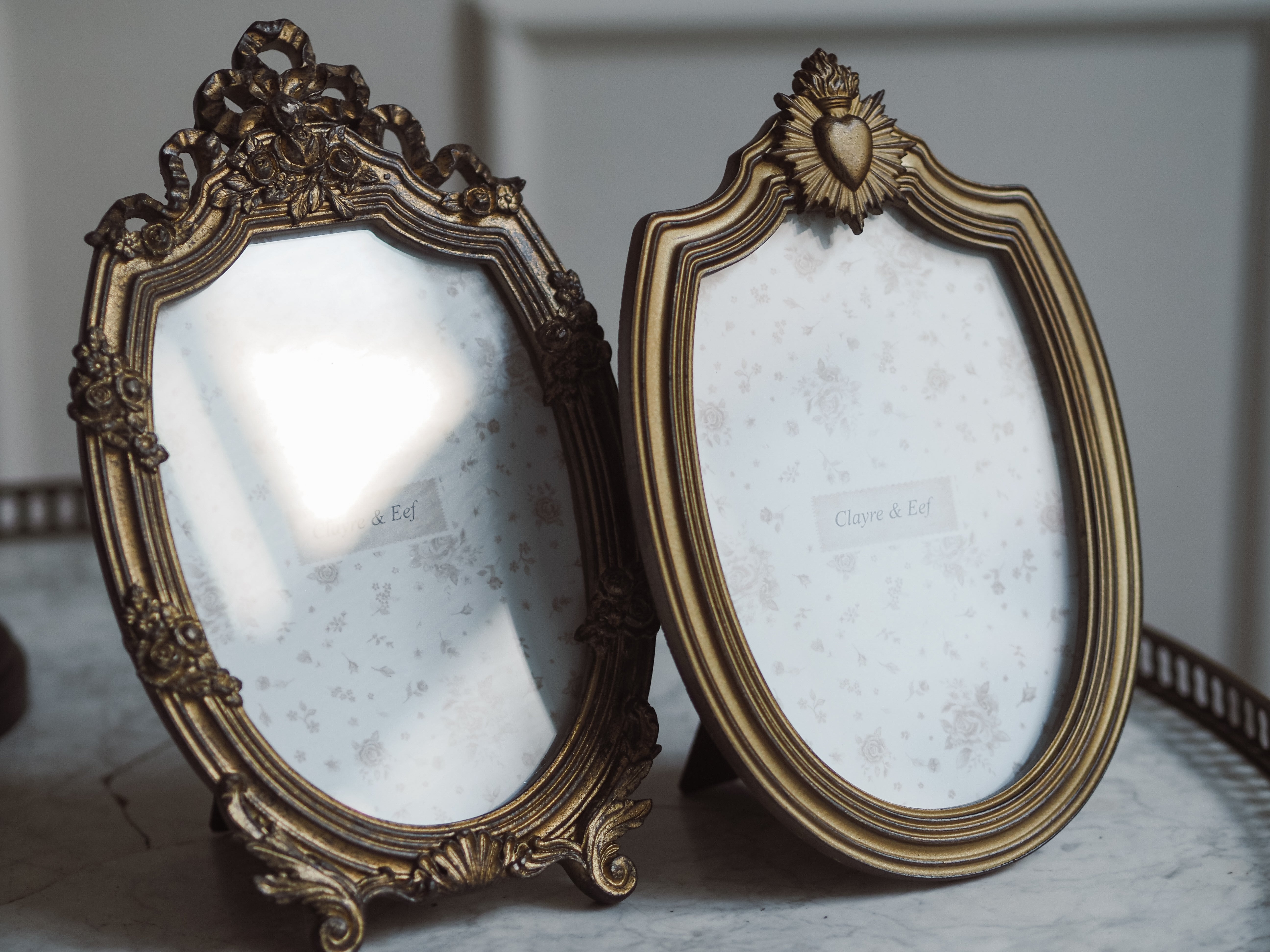 Bilderrahmen Gold · historisch inspiriert / Herzmotiv / Antik Stil / Fotorahmen