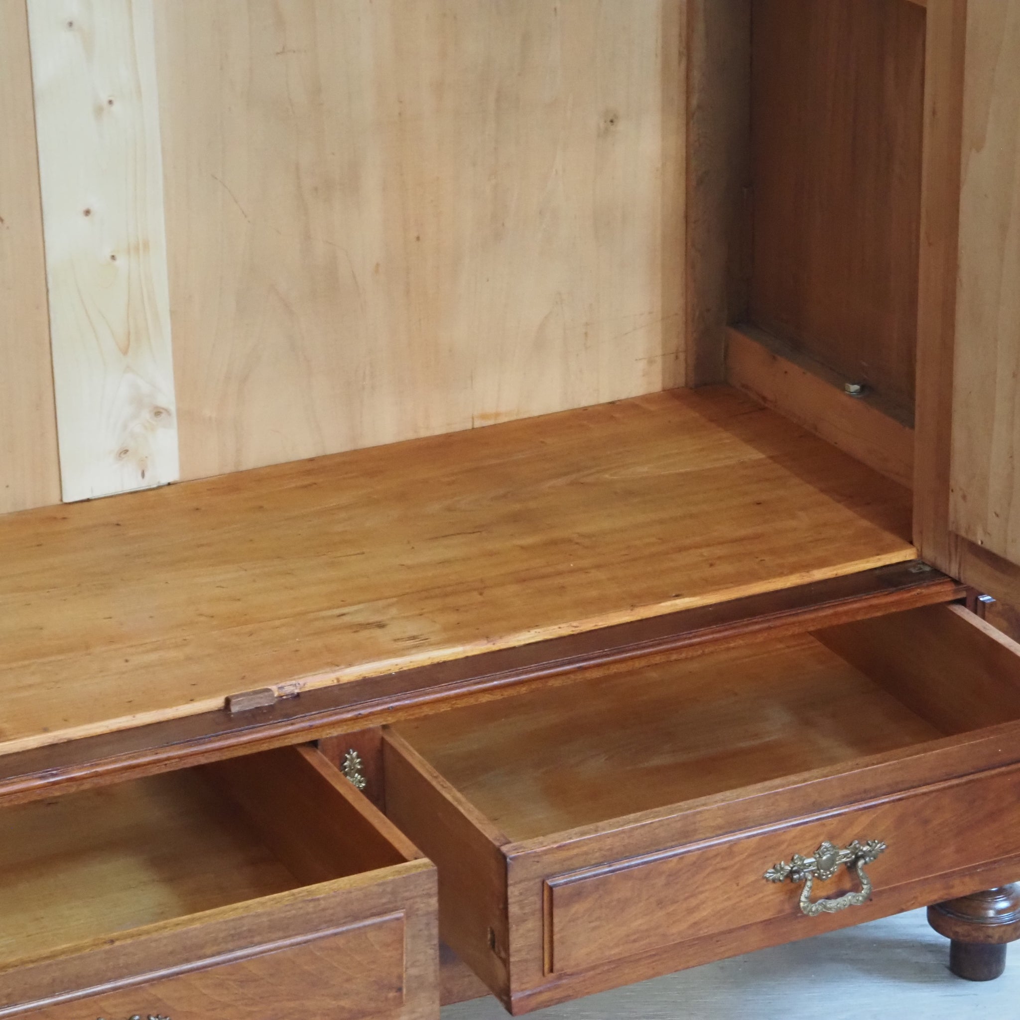 Antiker Mahagoni Kleiderschrank mit Spiegel um 1890 - 2-türiger Gründerzeit Schrank