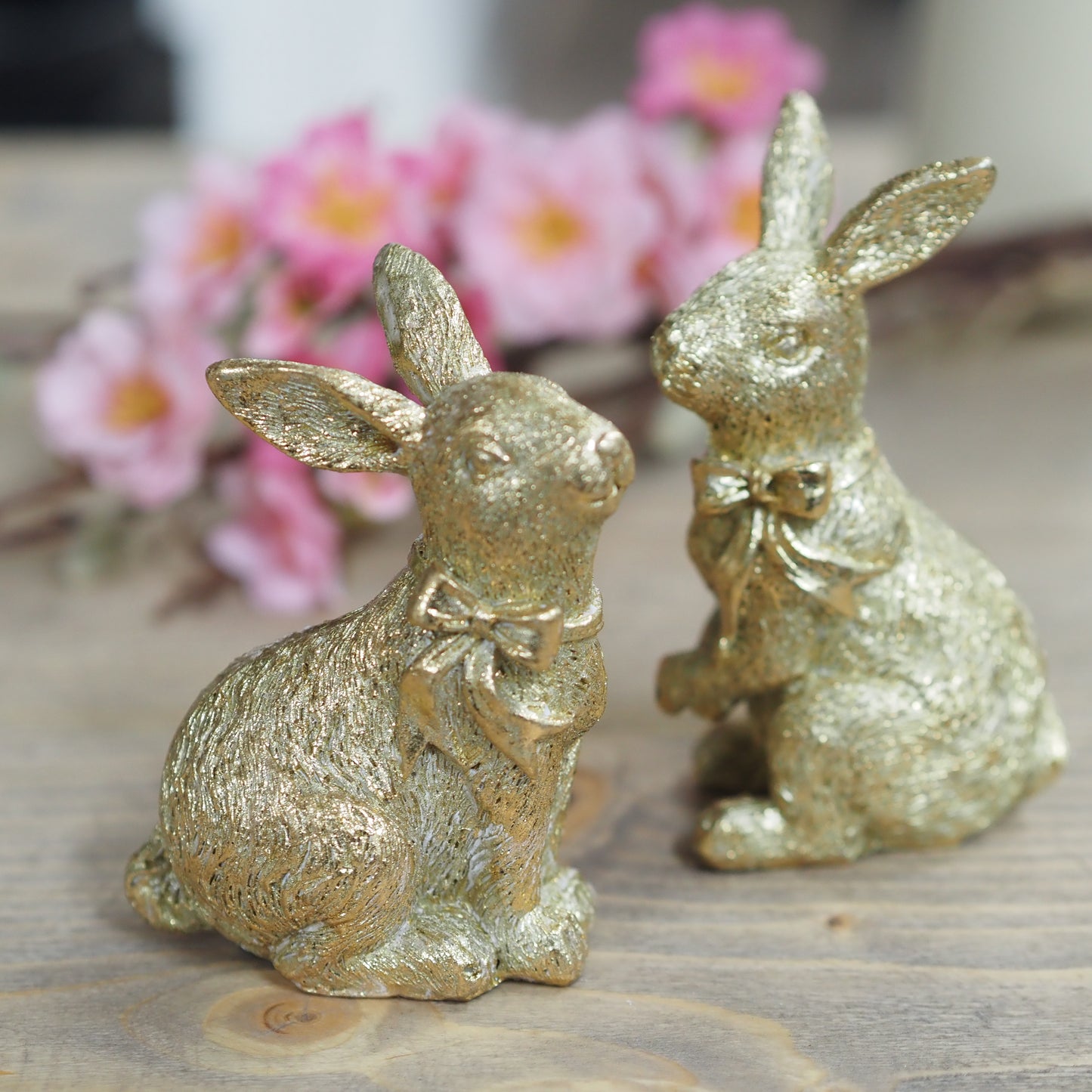 SAISON DECOR Goldene Osterhasen mit Schleife 2er-Set
