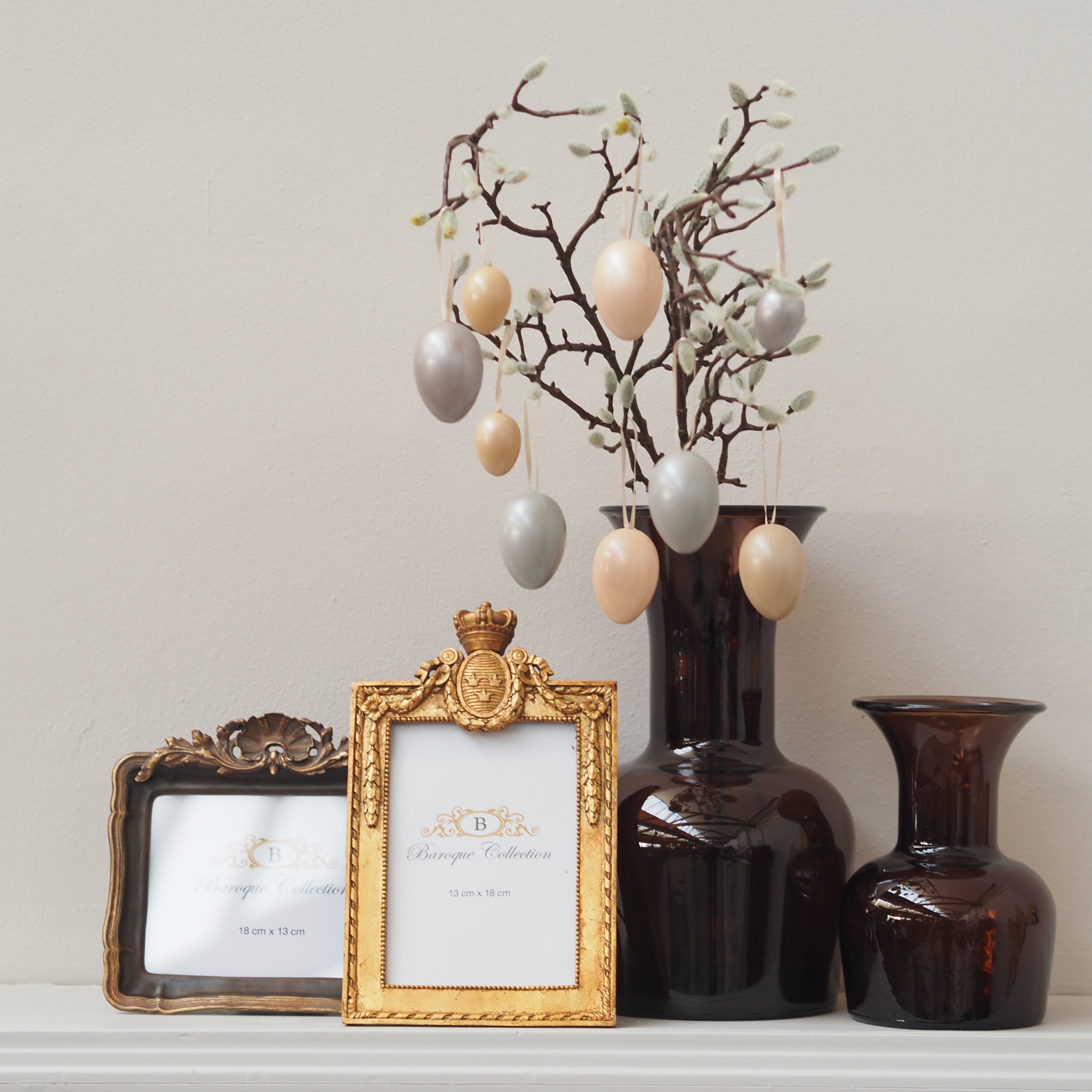 Hängeeier im Perlmutt-Design · Osterdekoration in Pastelltönen