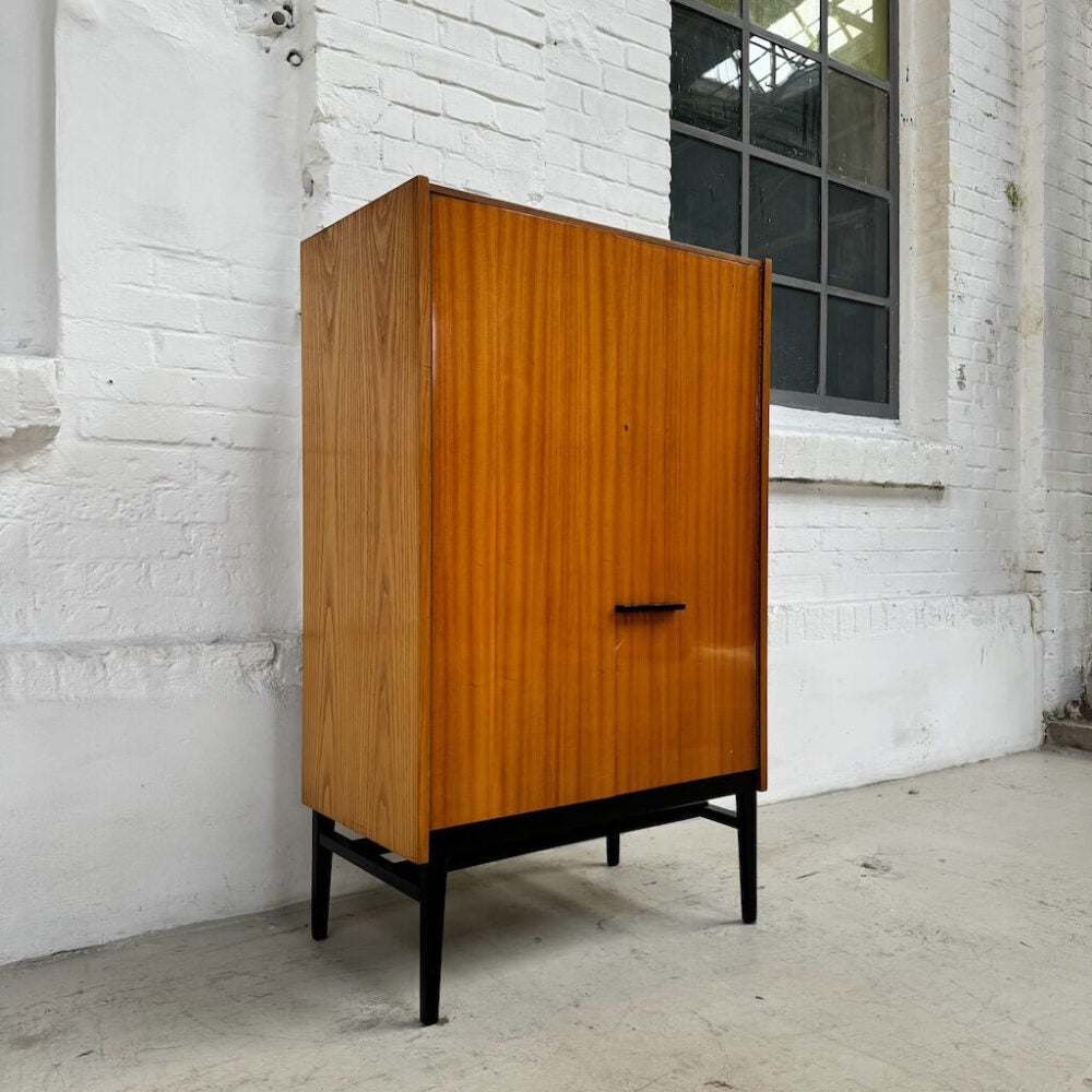 EPOCHE 1960 Kleiderschrank