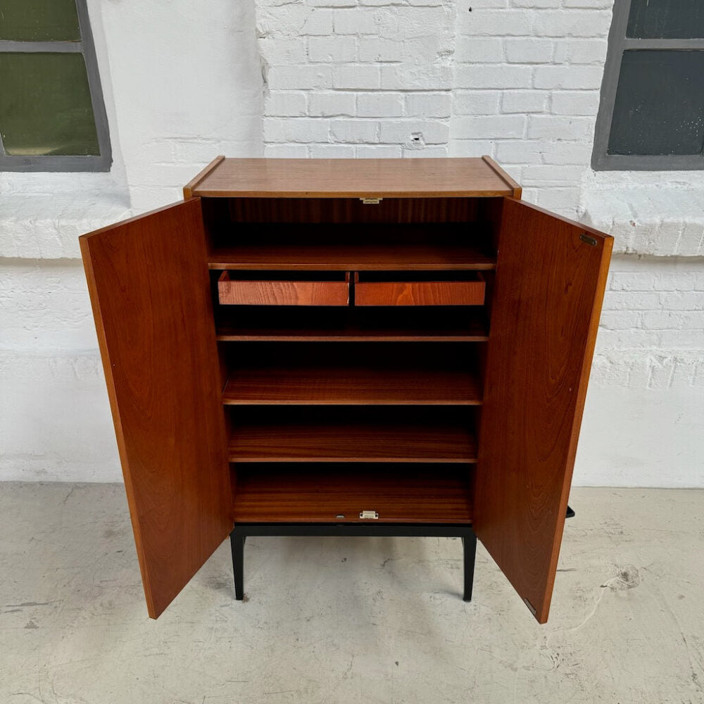 EPOCHE 1960 Kleiderschrank