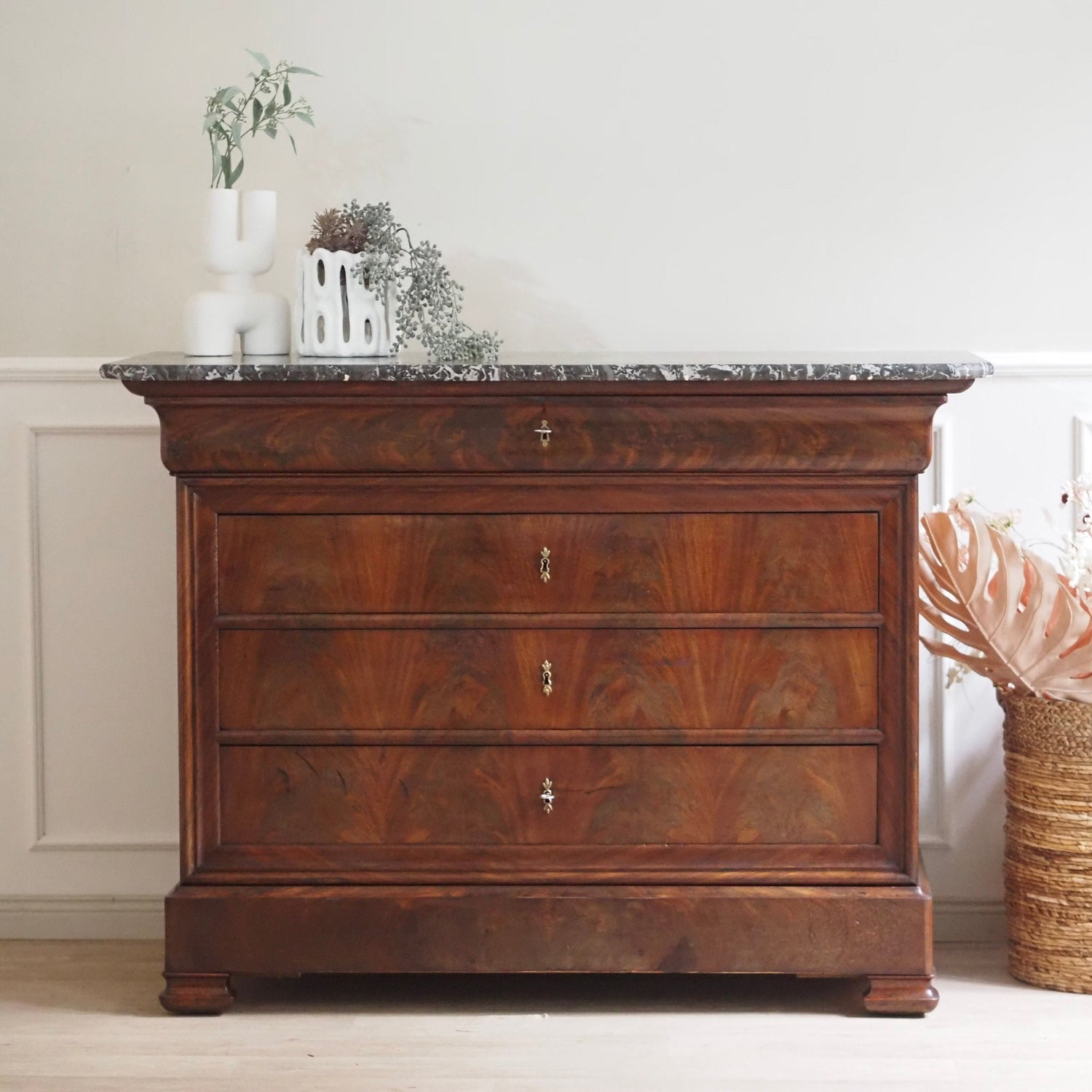 Kommoden & Sideboards