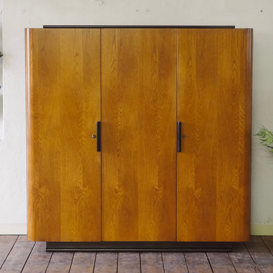 EPOCHE 1940 - Eleganter Art Déco Kleiderschrank 3türig