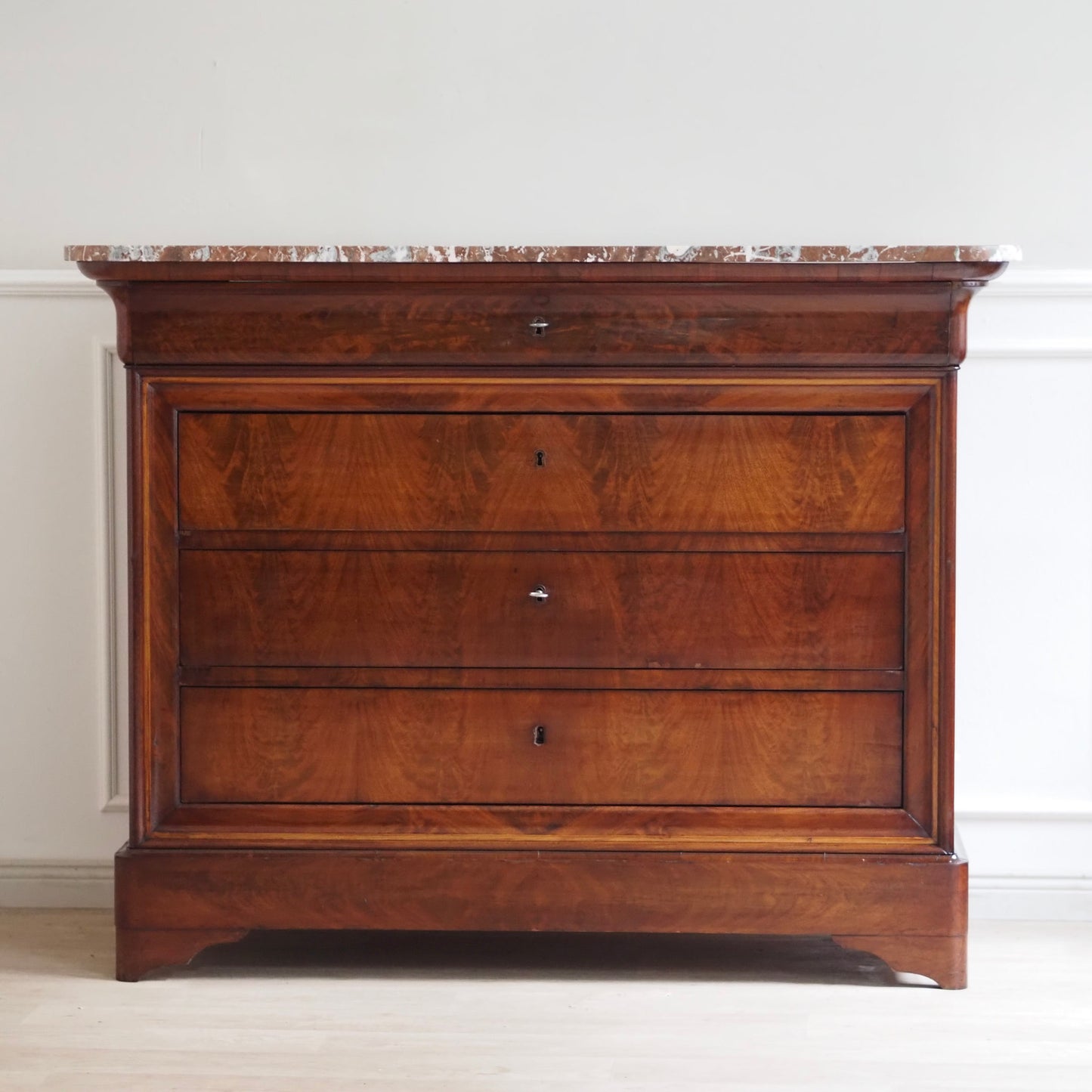 EPOCHE 1890 - Französische Mahagoni Kommode Louis Philippe Stil