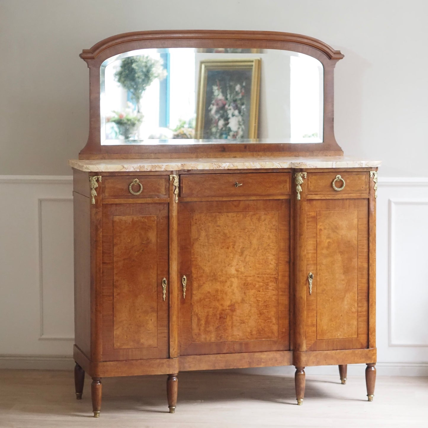 EPOCHE 1890 - Antikes Buffet mit Marmor und Spiegel, Kommode Louis Seize Stil