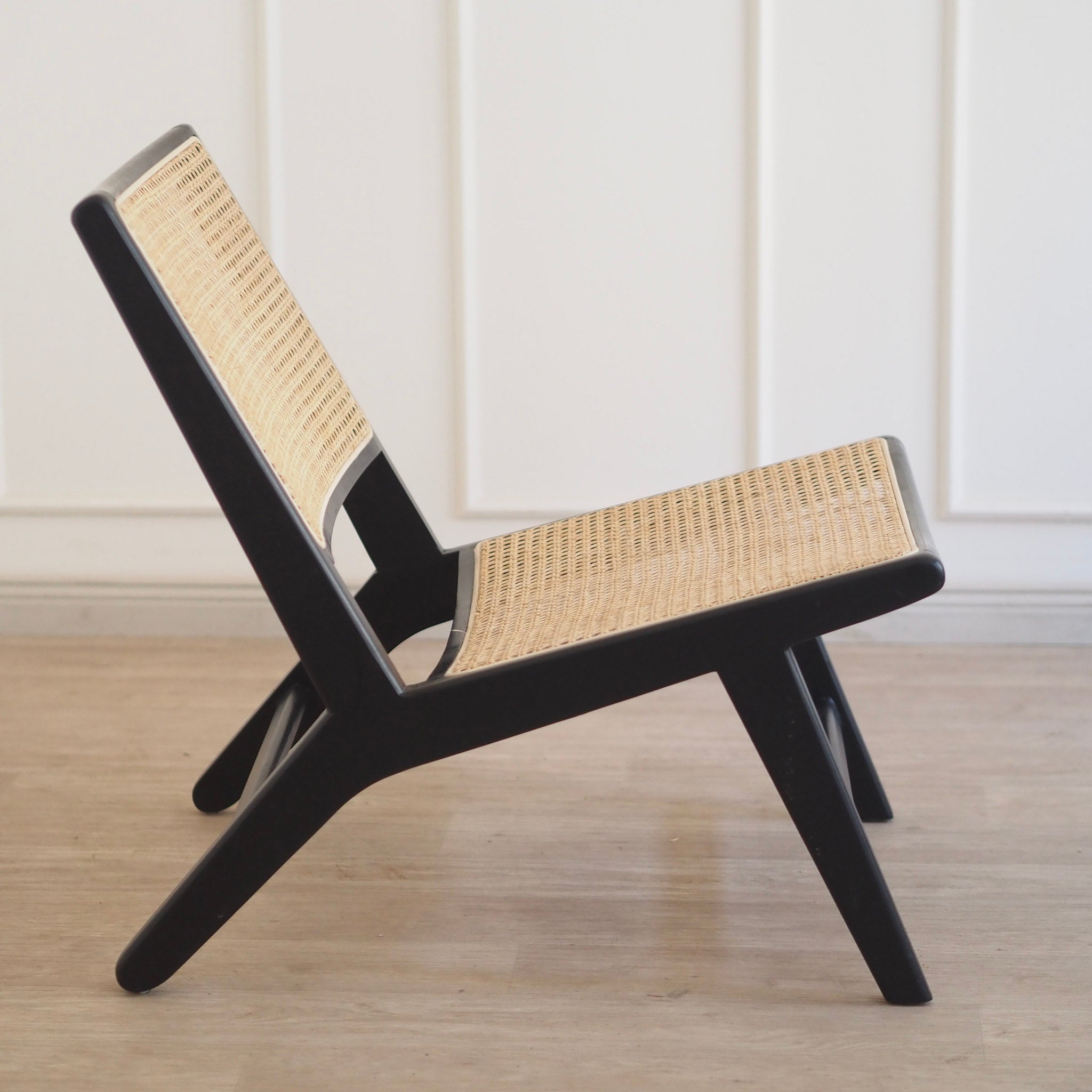 Loungesessel mit Wiener Geflecht aus Massivholz