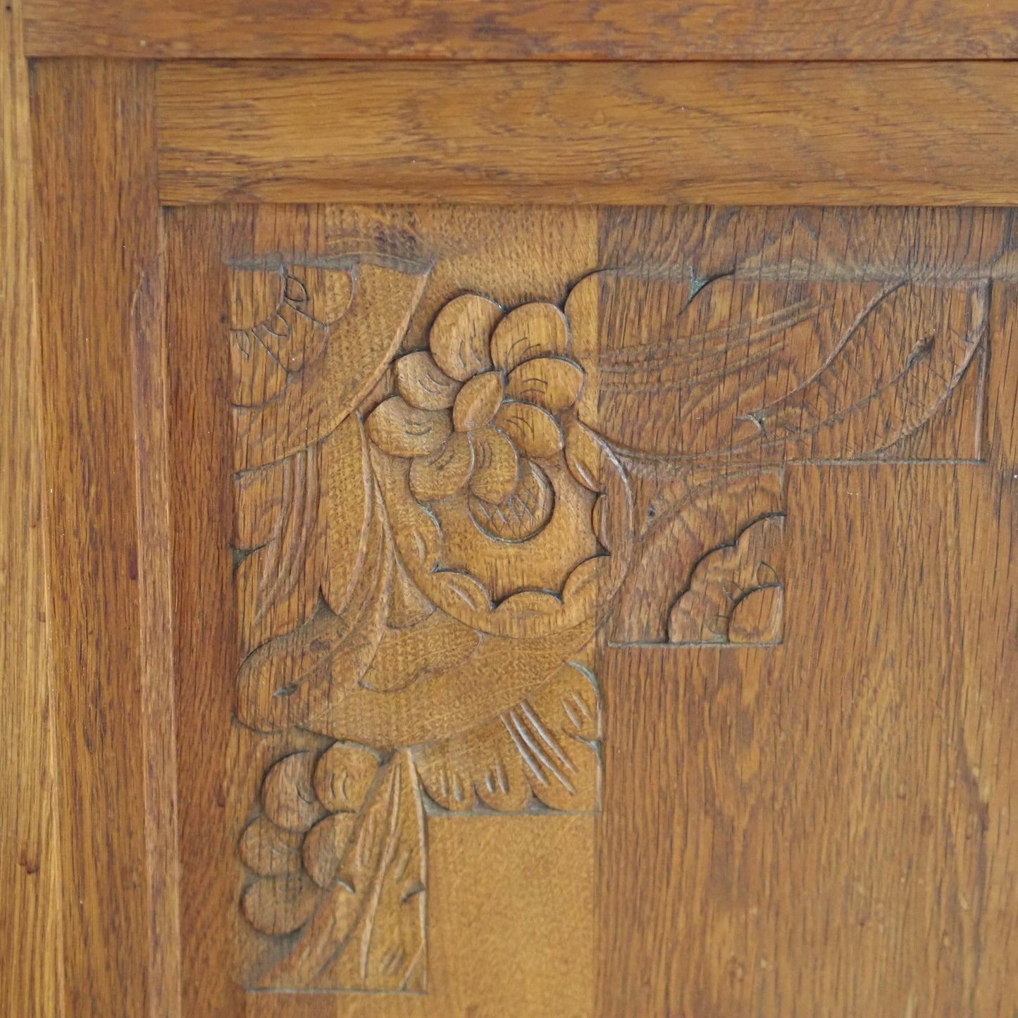 EPOCHE 1920 - Französische Art Déco Kommode, Anrichte mit Marmor