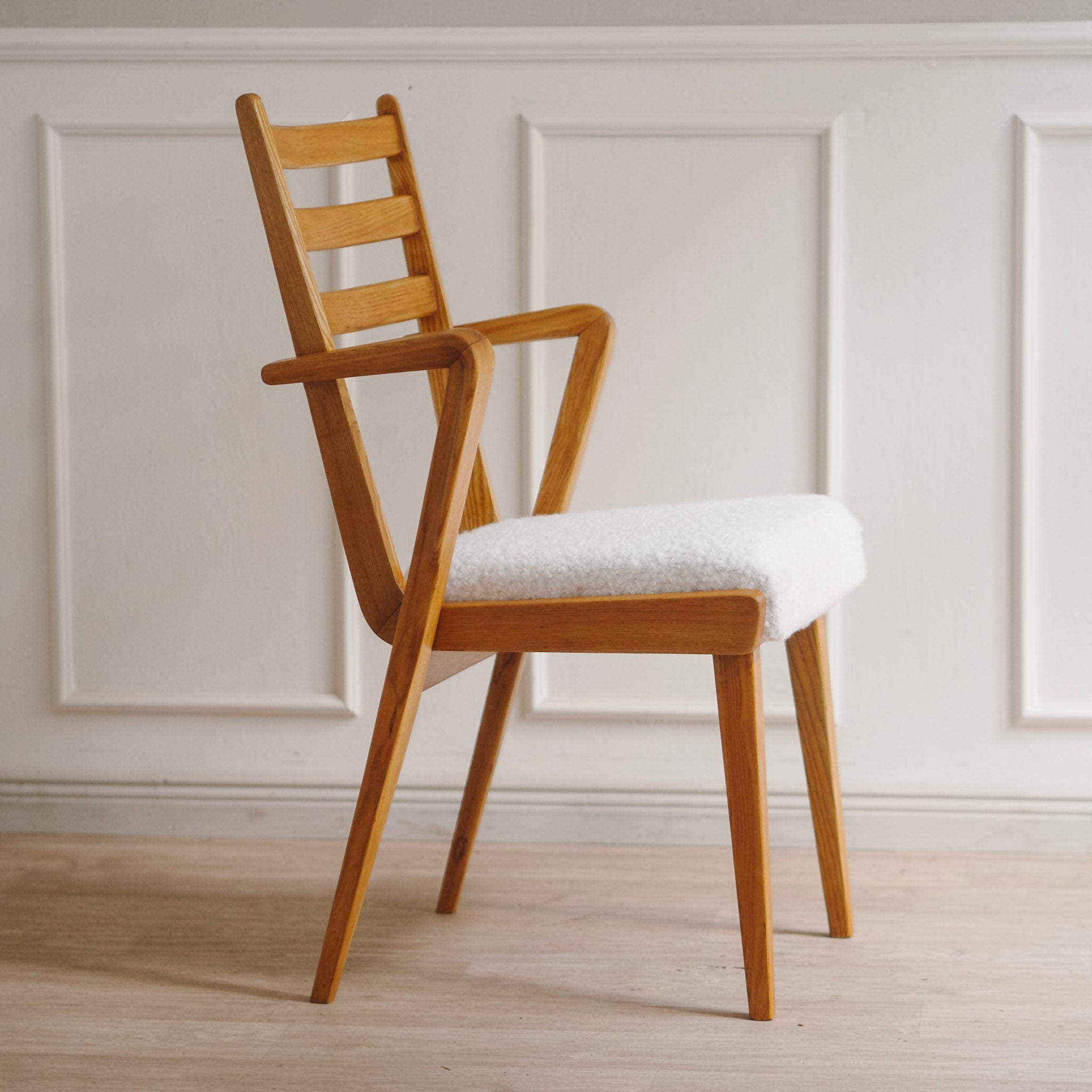 EPOCHE 1950 - 4 Armlehnstühle Mid-Century Modern Stuhl Set