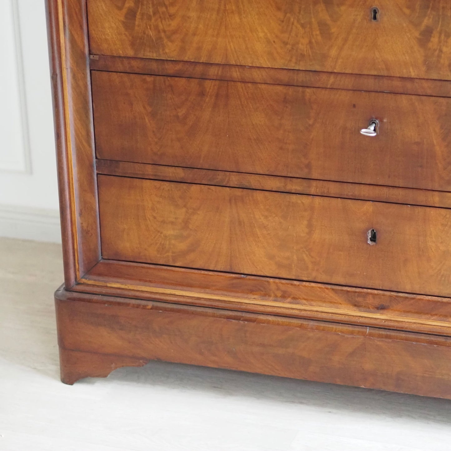 EPOCHE 1890 - Französische Mahagoni Kommode Louis Philippe Stil